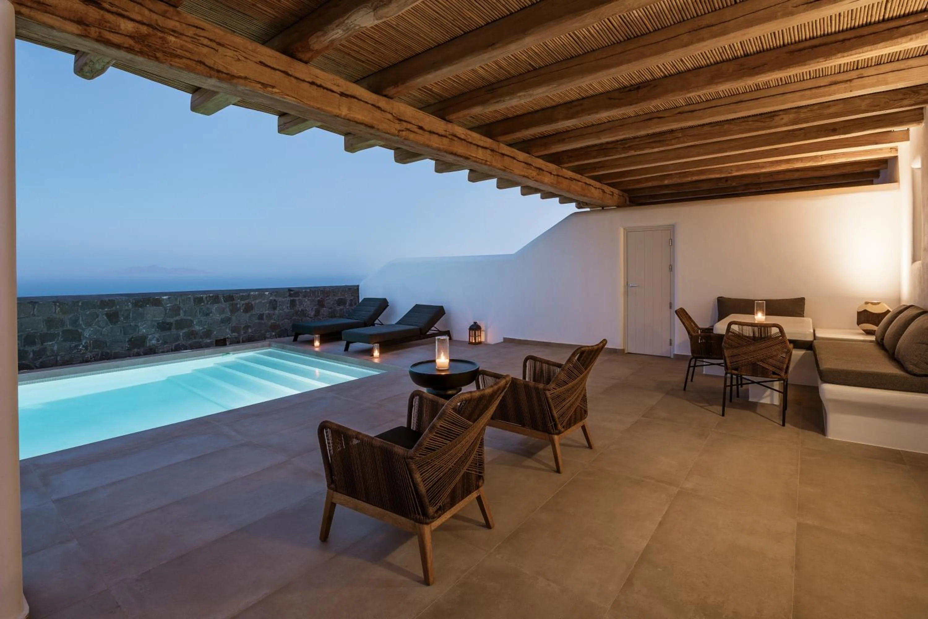 Balcony/Terrace in NĒRO Suites by NOMÉE Hospitality Group