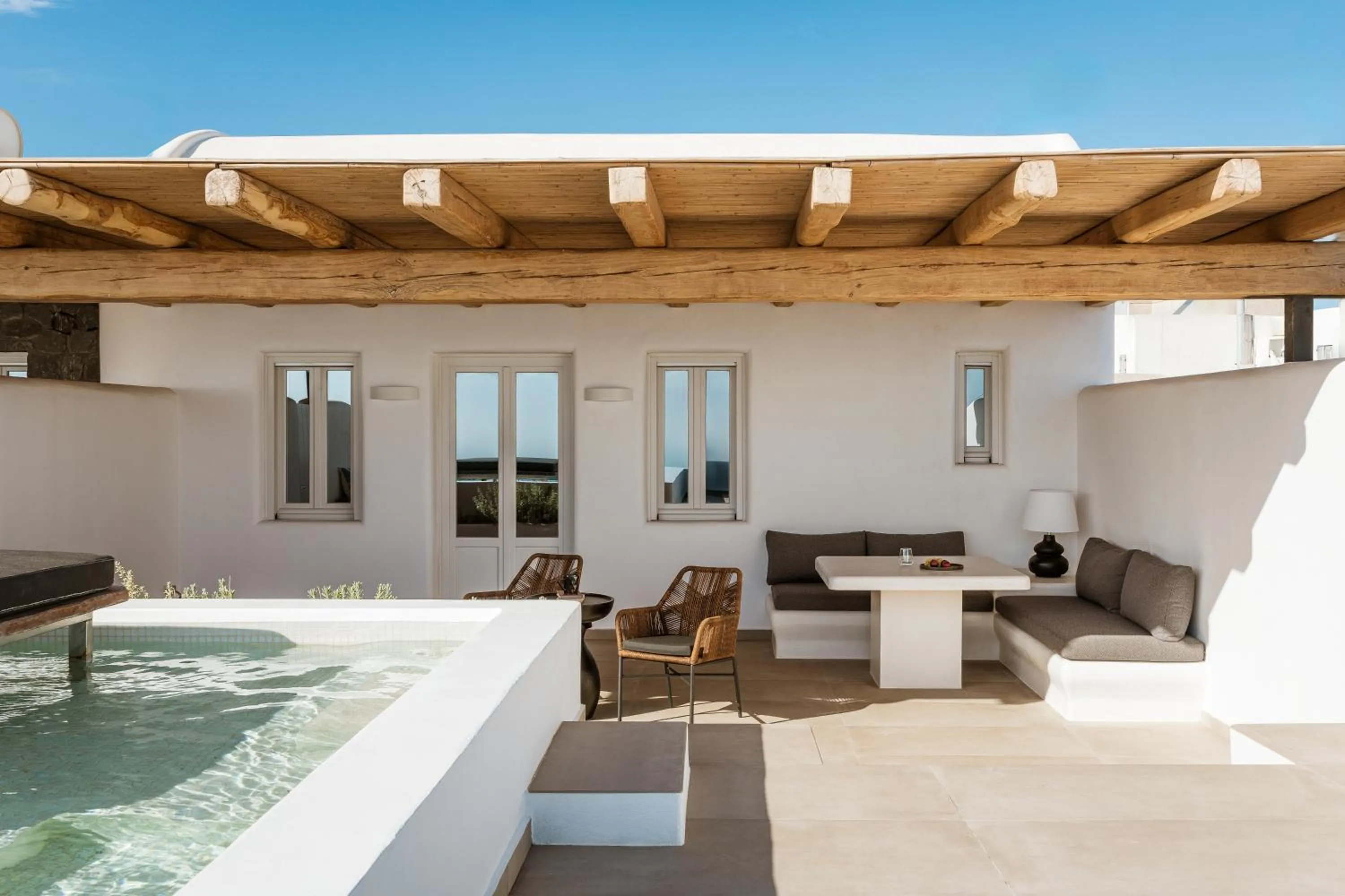 Balcony/Terrace in NĒRO Suites by NOMÉE Hospitality Group