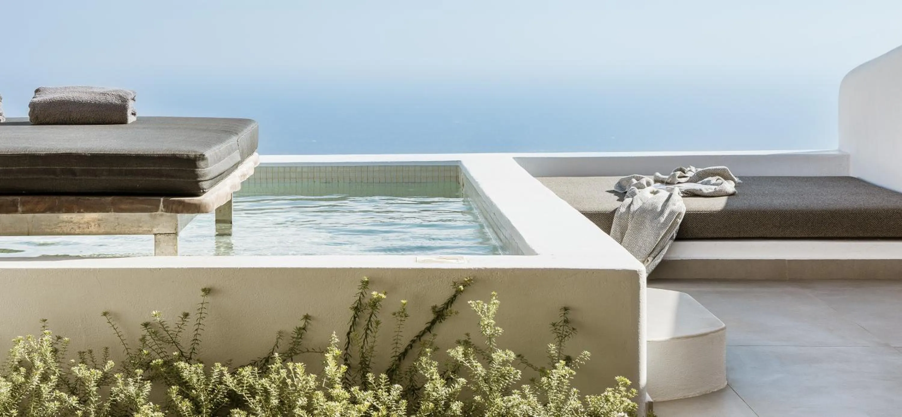 Balcony/Terrace in NĒRO Suites by NOMÉE Hospitality Group