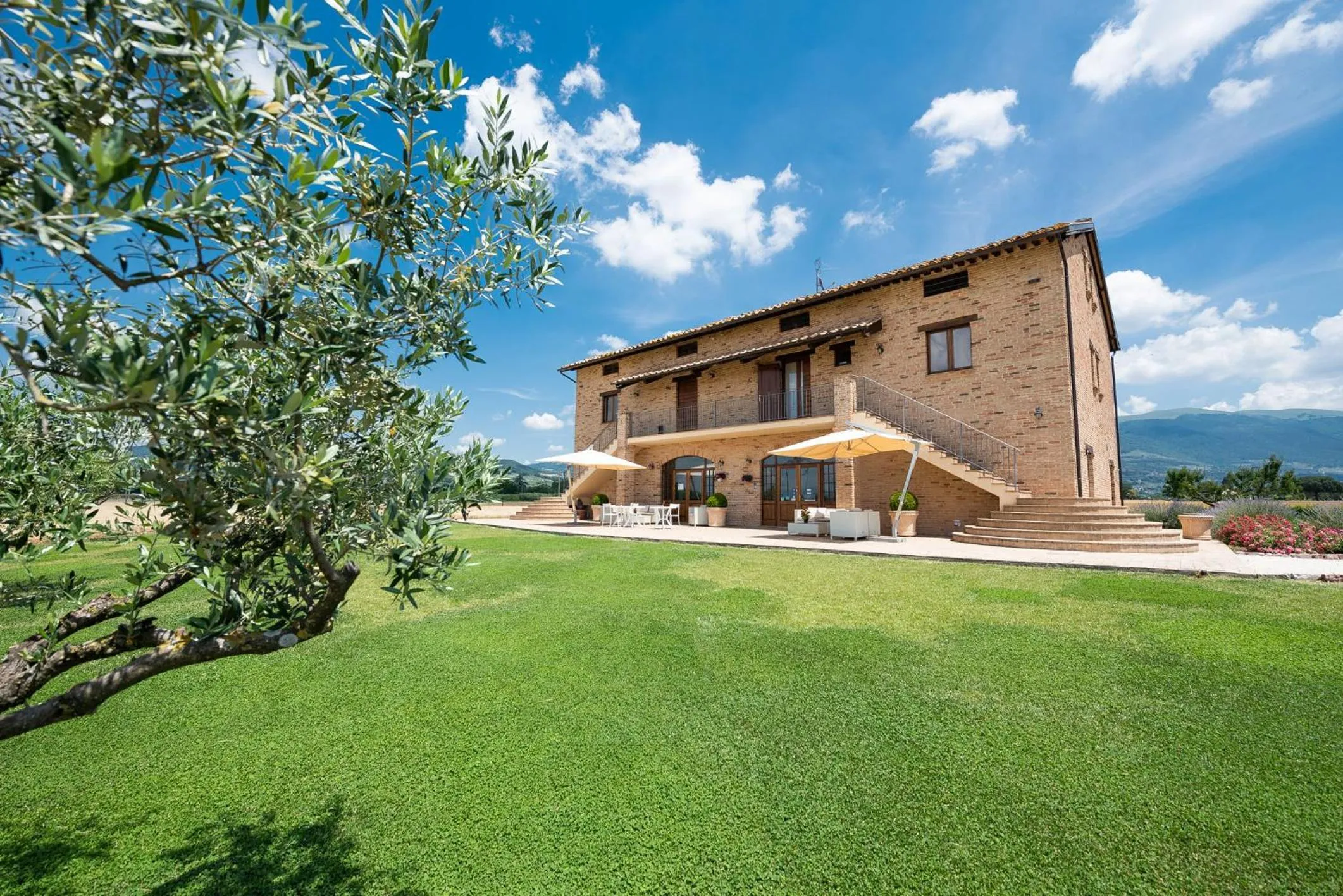 Property building in Assisium Agriturismo