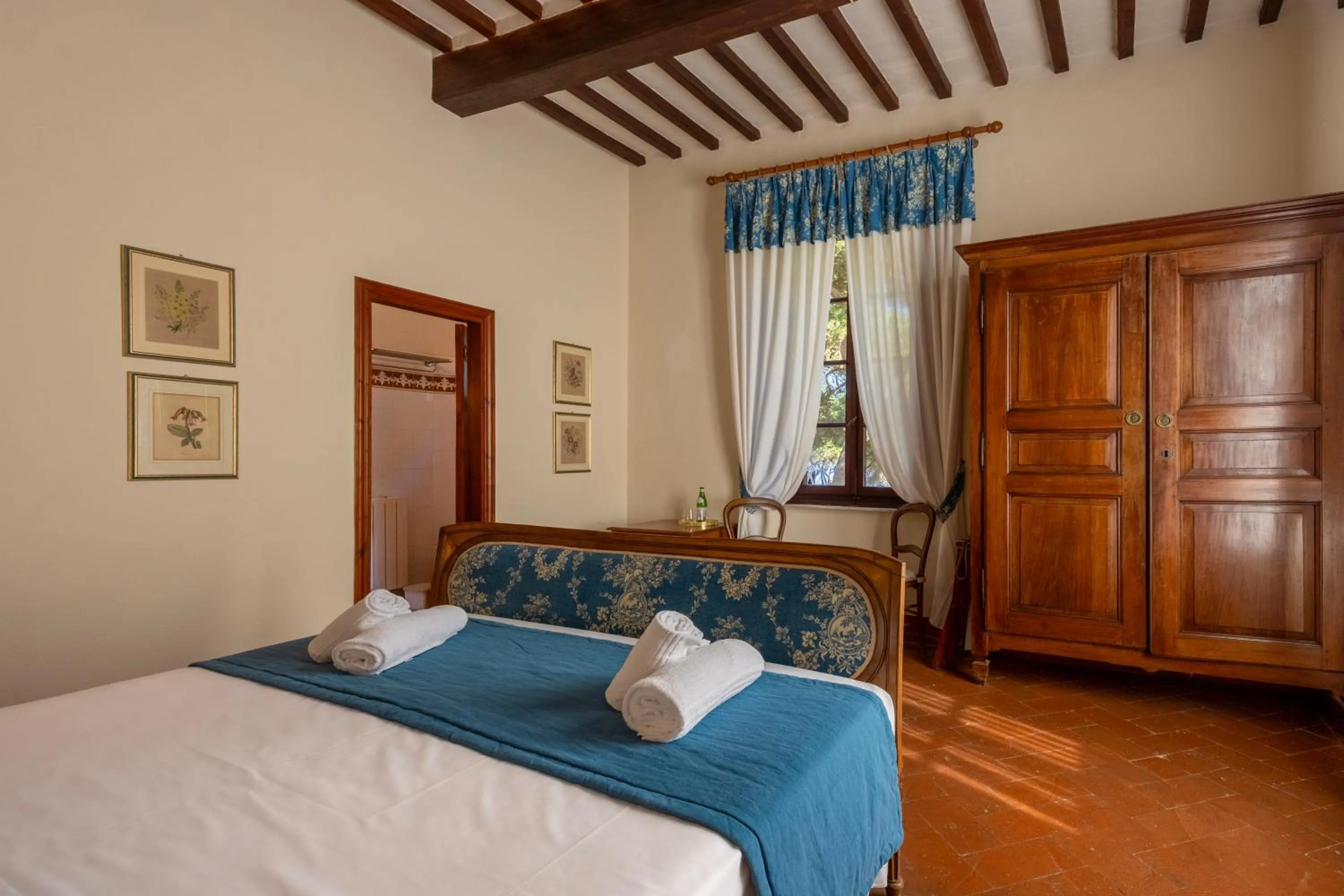 Bed in Tenuta Delle Ripalte