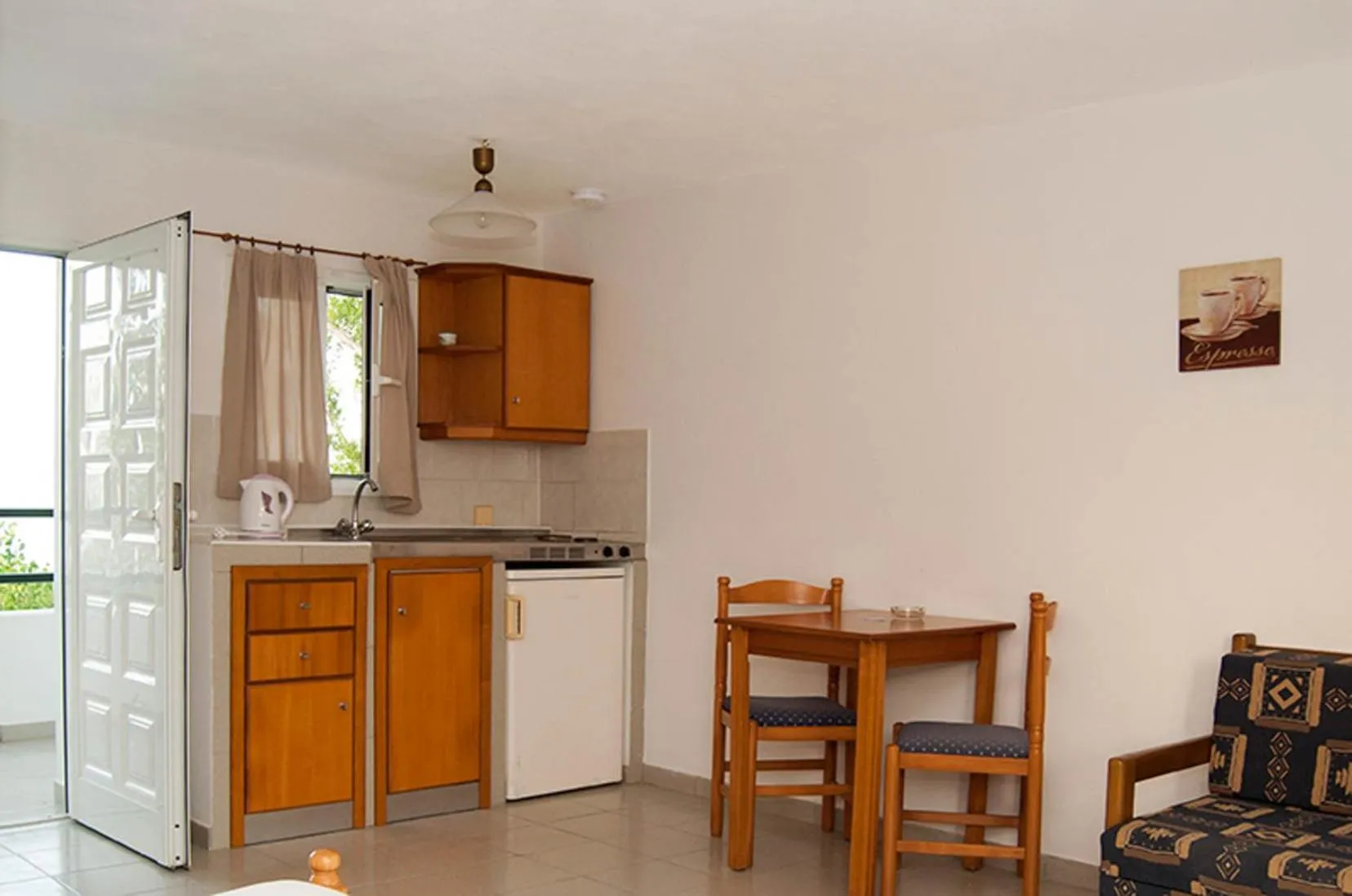 stove in Cavos Beach House