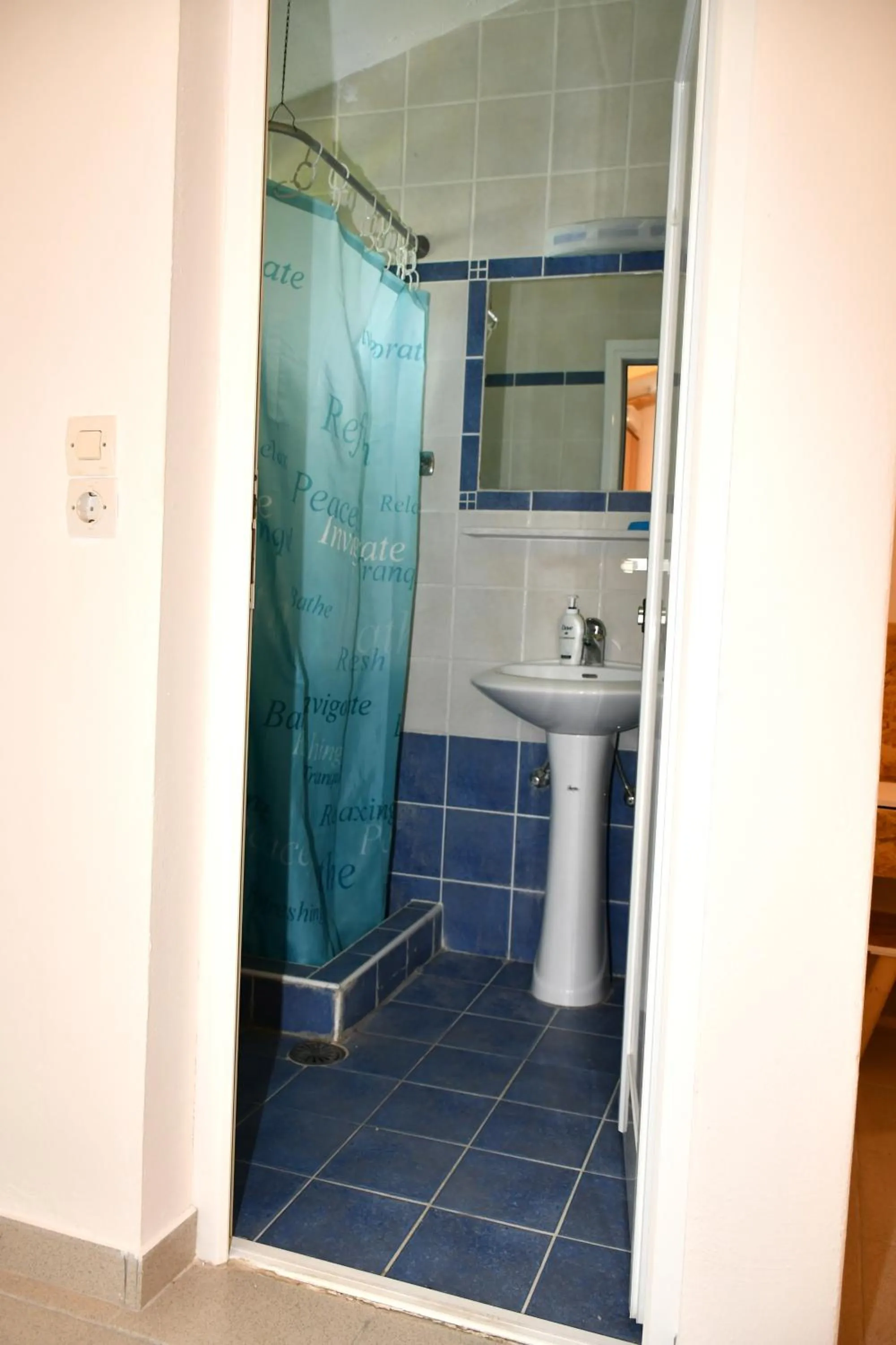 Shower in Cavos Beach House