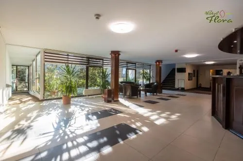 Hotel Flora