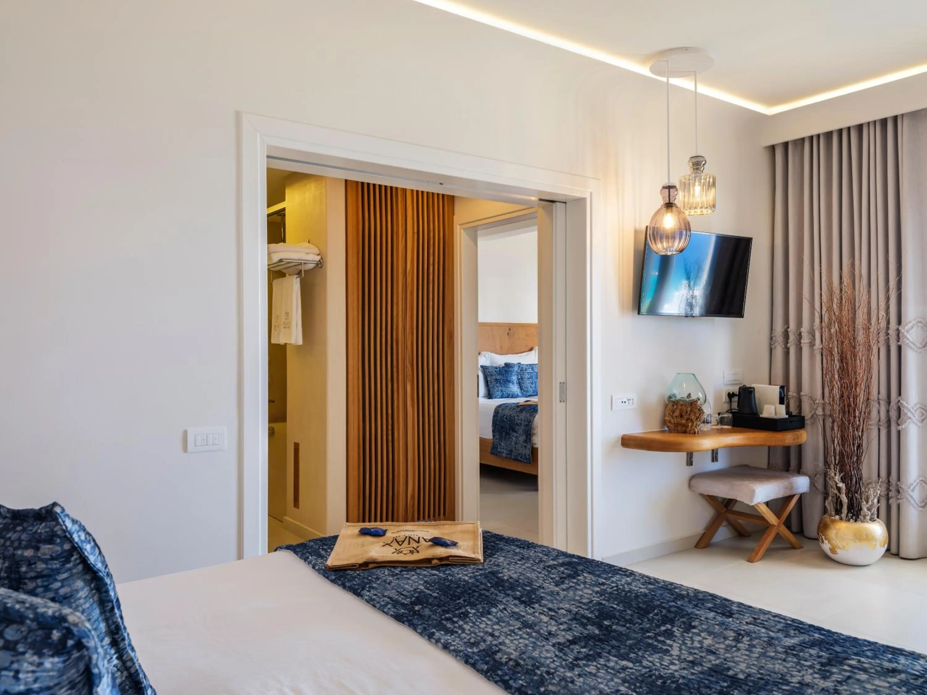 Bed in Anax Resort and Spa