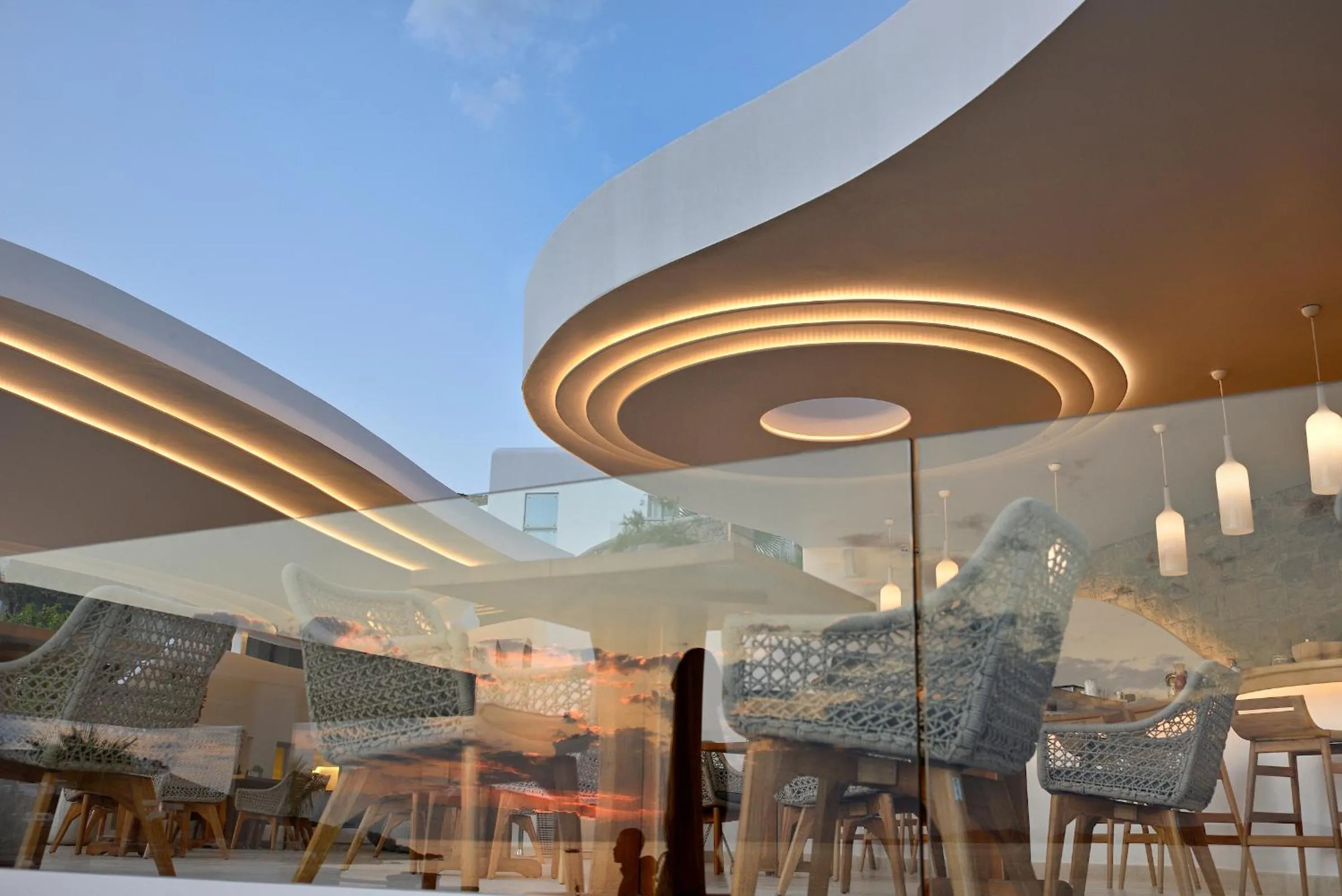 Restaurant/places to eat in Anax Resort and Spa