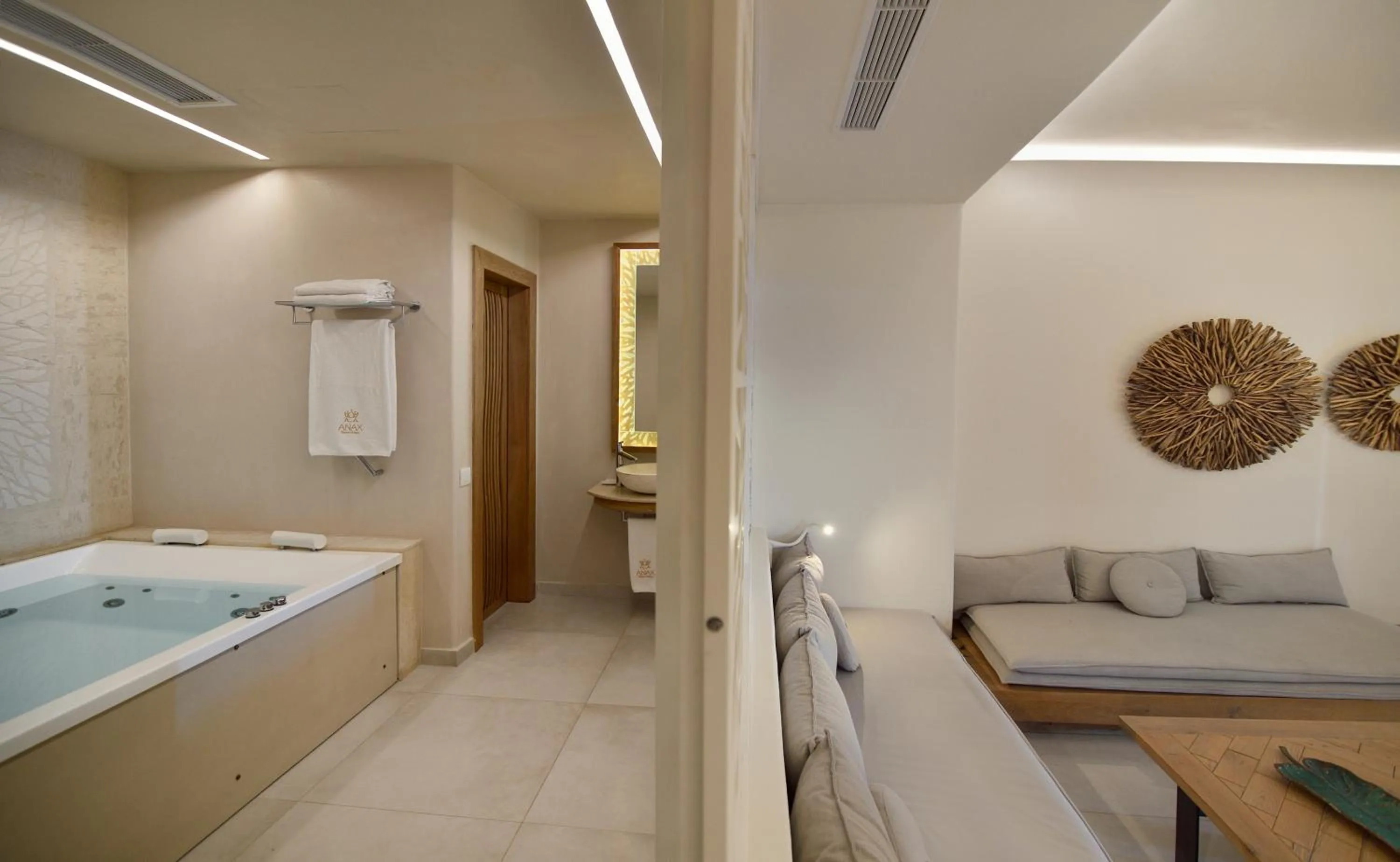 Bath, Bed in Anax Resort and Spa