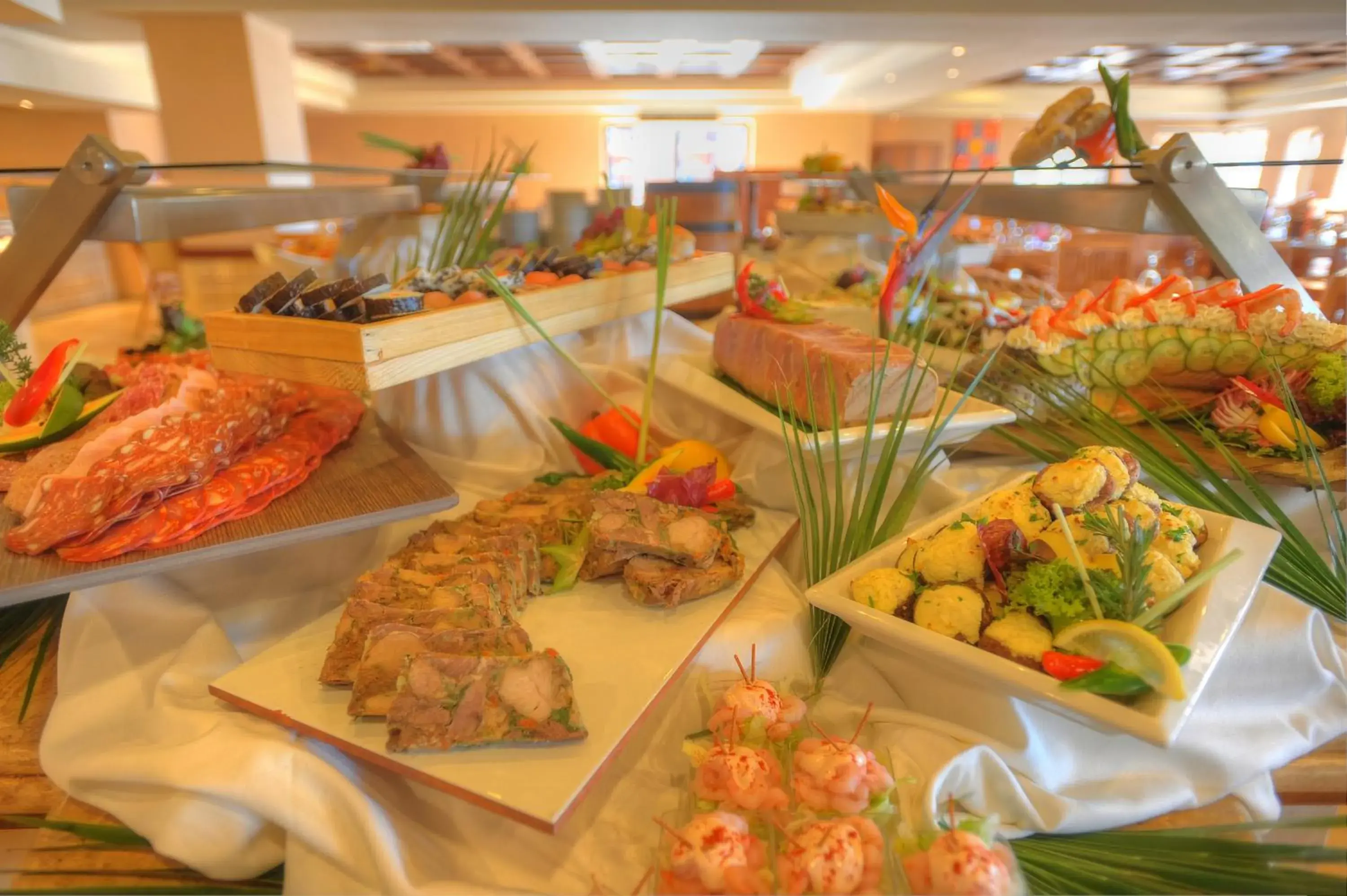 Restaurant/places to eat in Ramla Bay Resort Restaurant/places to eat in Ramla Bay Resort