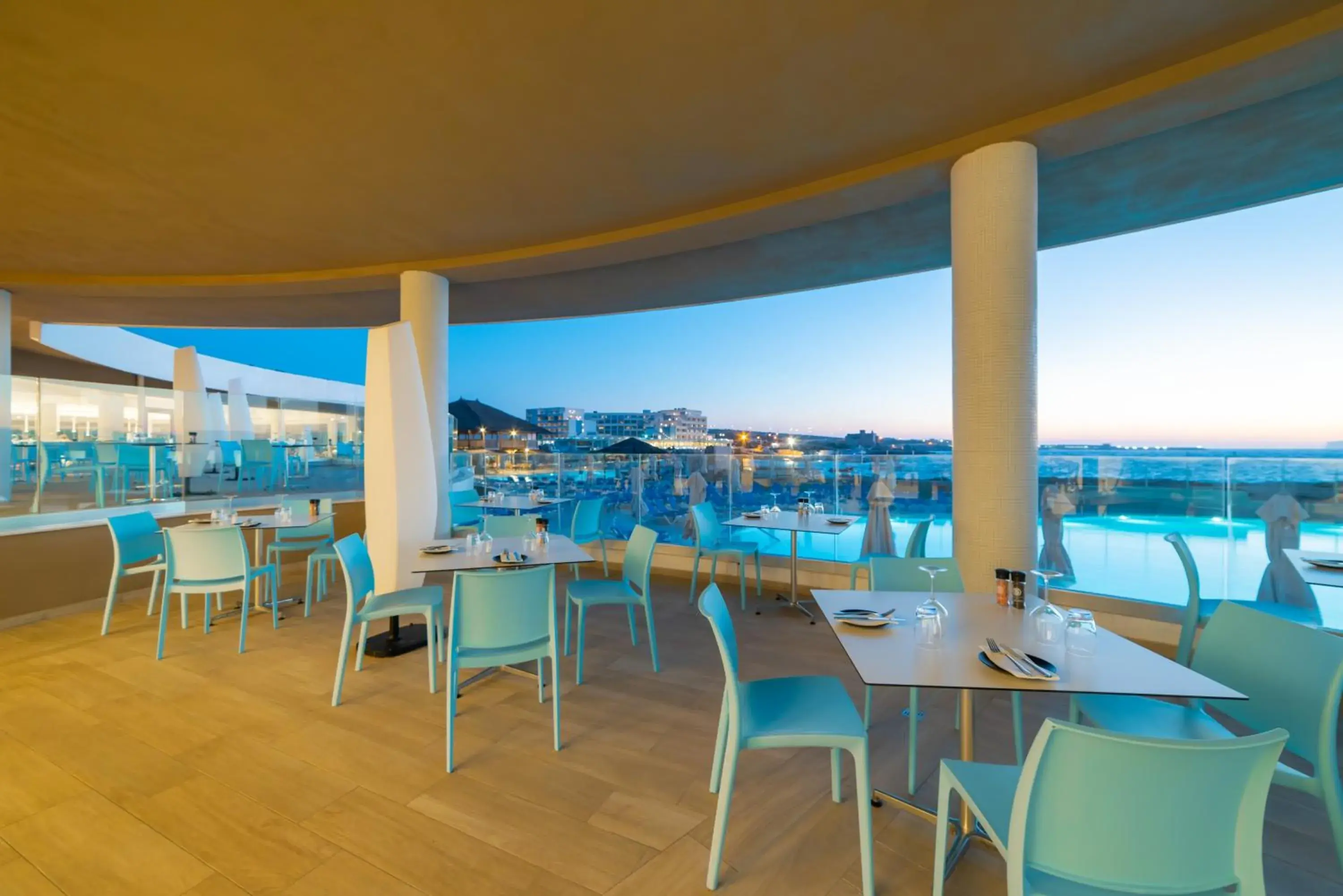 Restaurant/places to eat in Ramla Bay Resort Restaurant/places to eat in Ramla Bay Resort