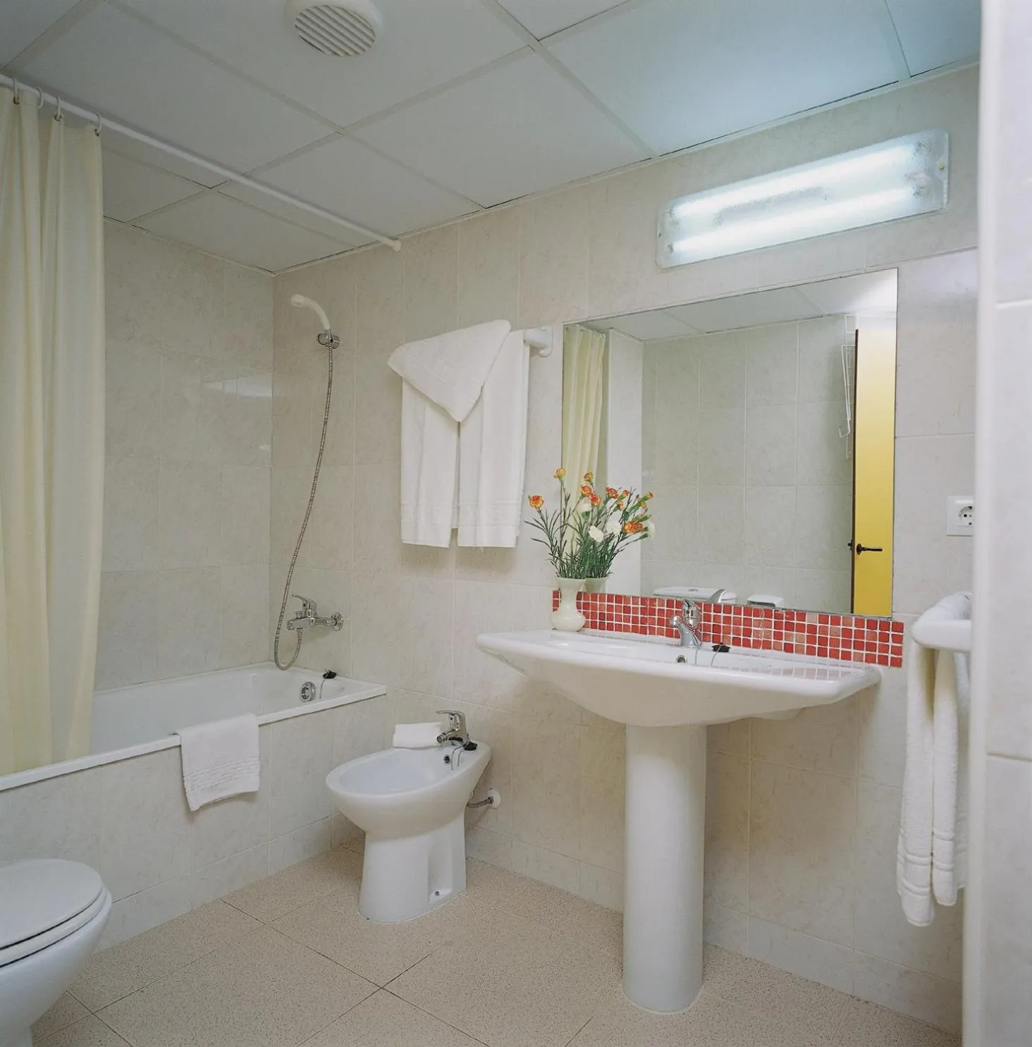 Bathroom in Apartments Lloret Sun