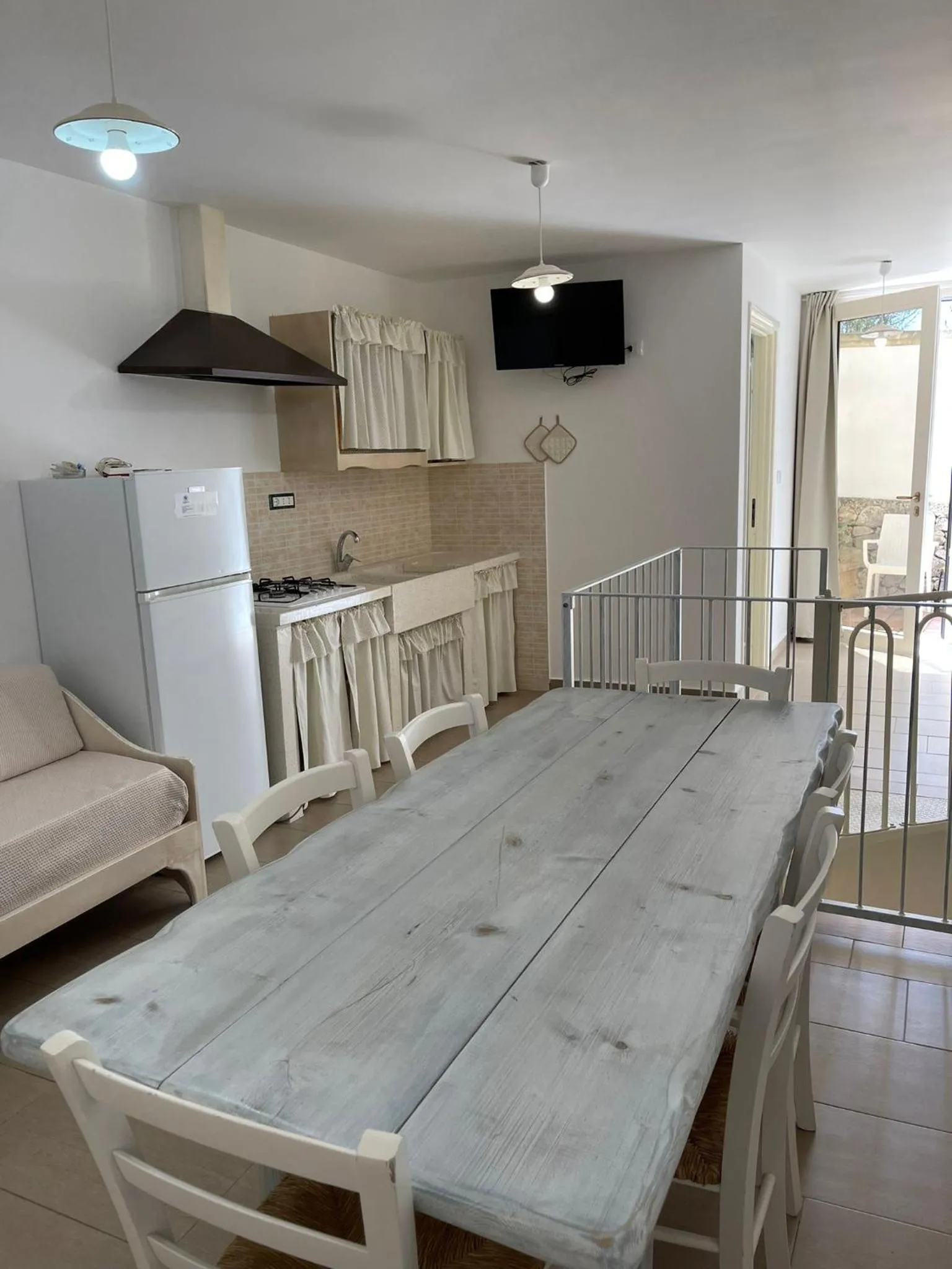 Kitchen or kitchenette in Blue and Blue