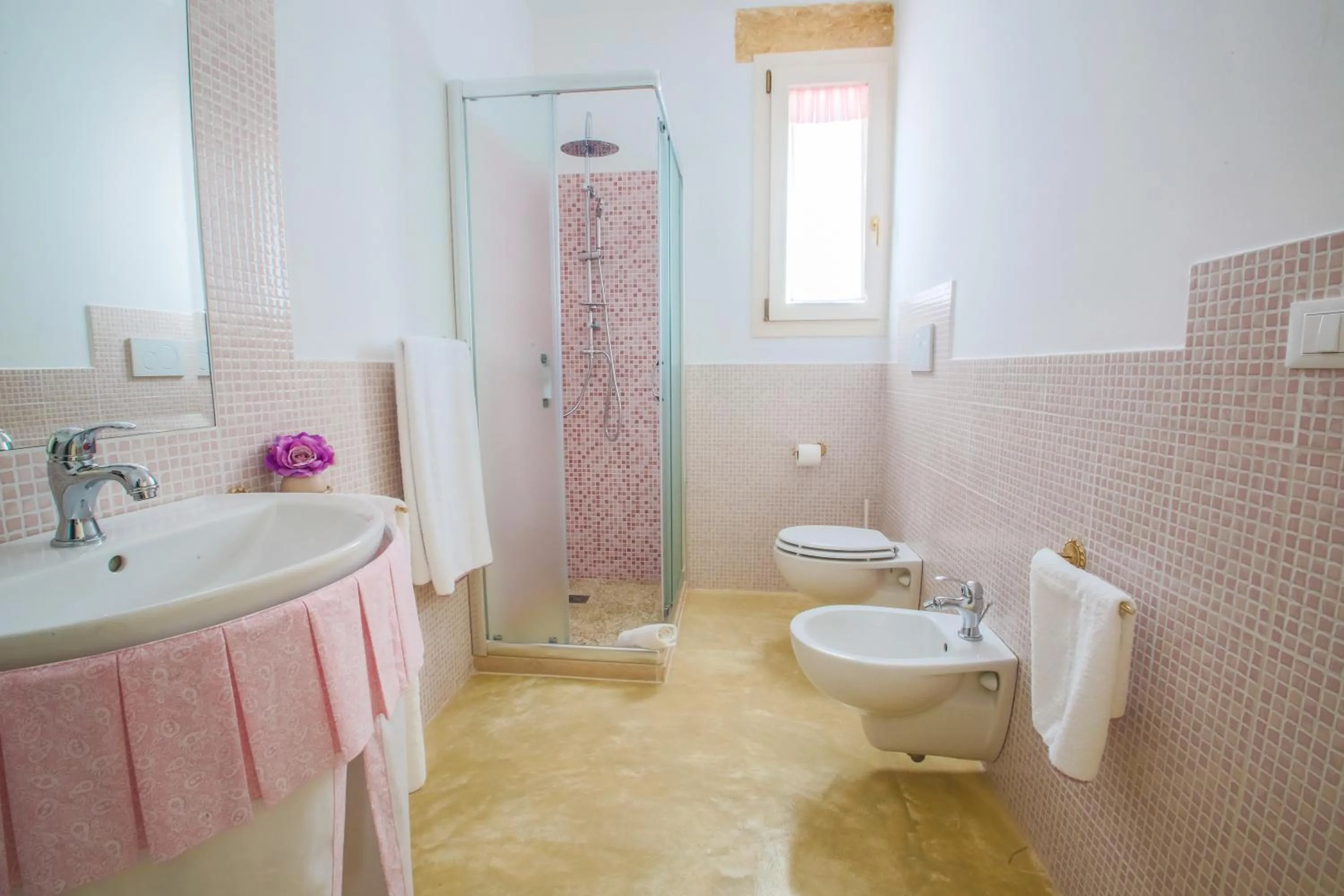 Bathroom in Blue and Blue