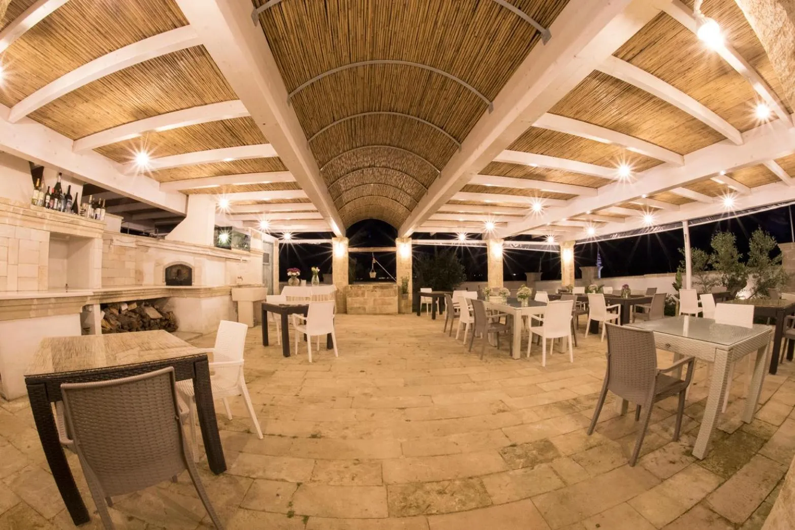 BBQ facilities in Blue and Blue