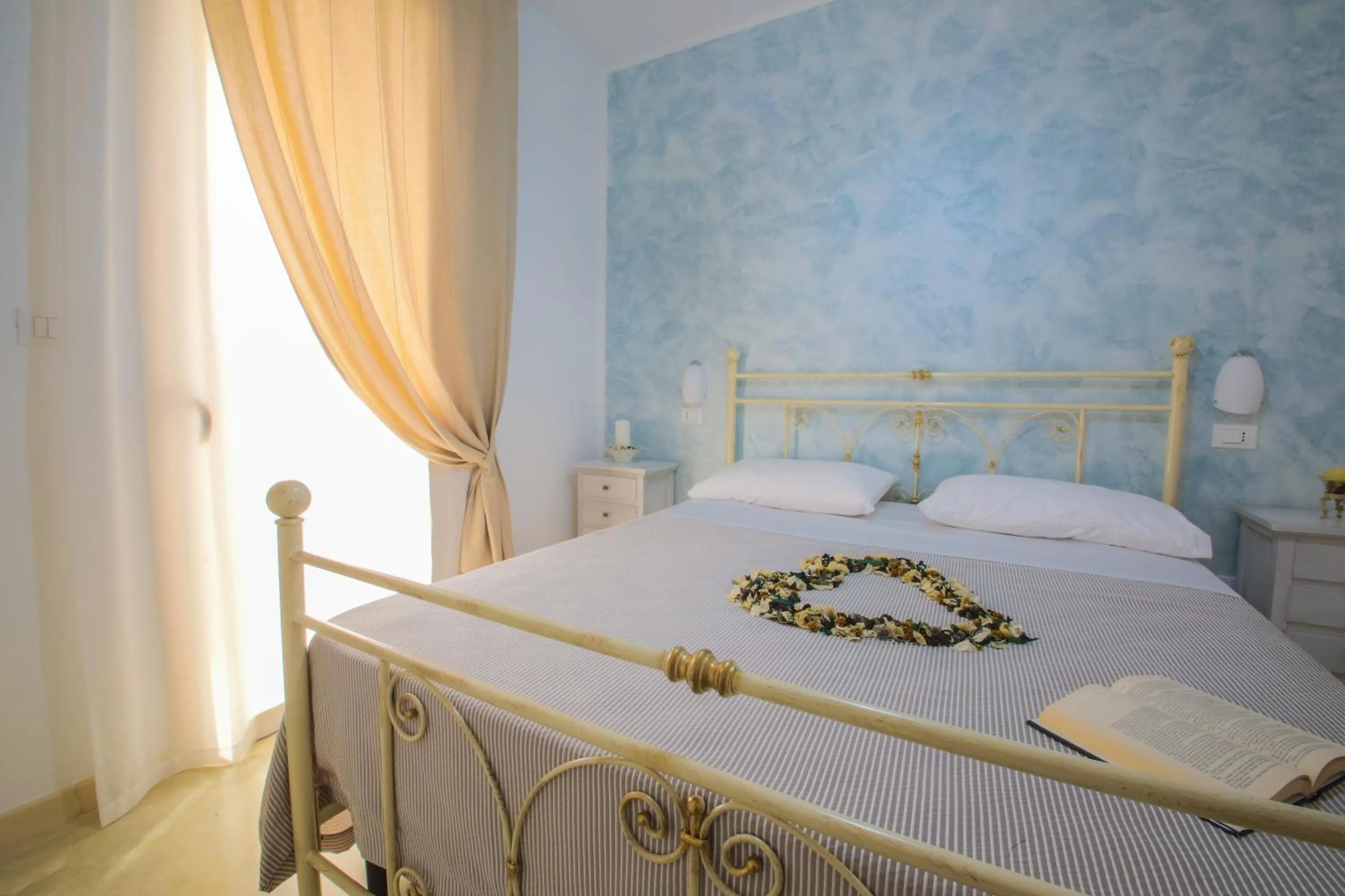 Bedroom, Bed in Blue and Blue