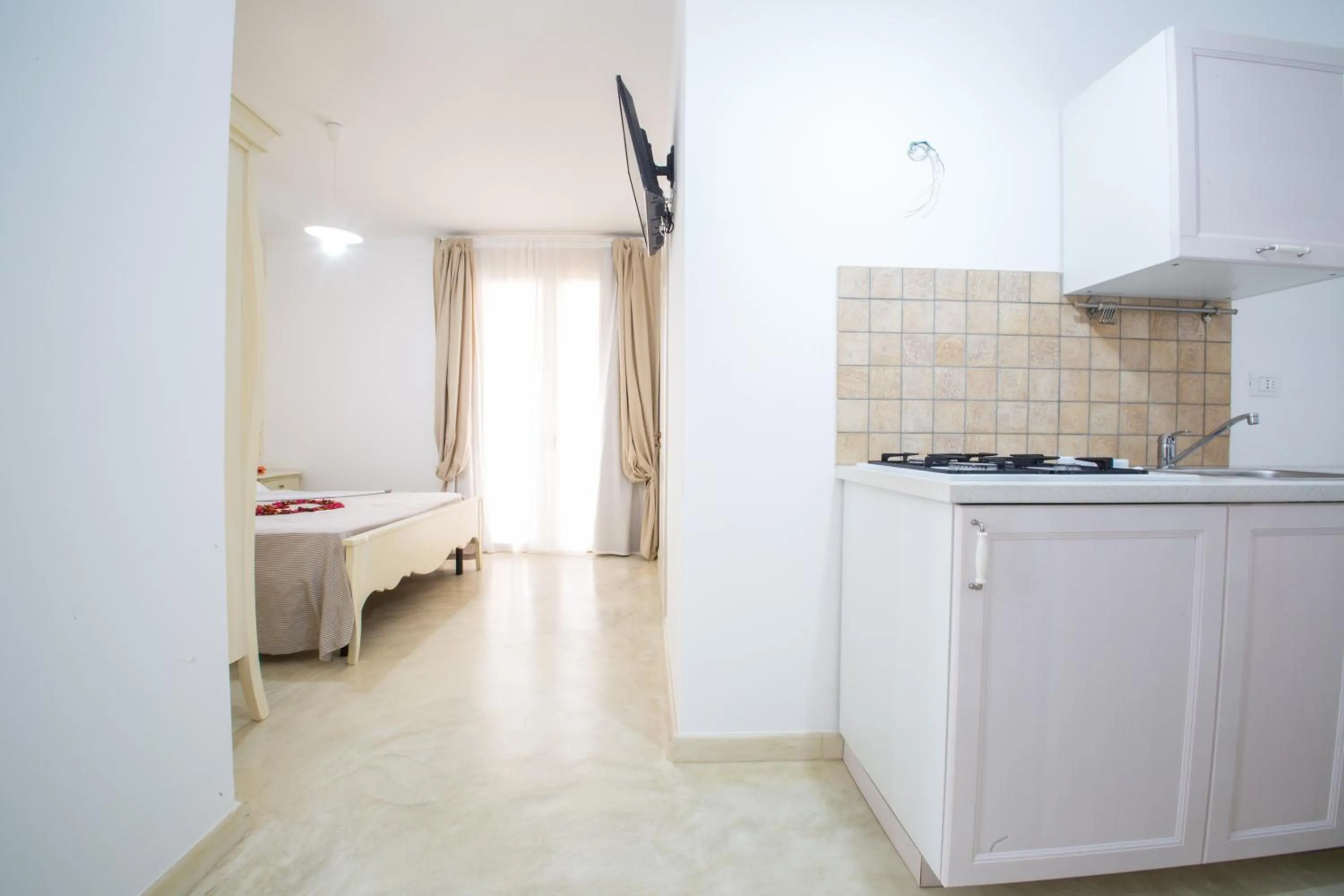 Kitchen or kitchenette, Bed in Blue and Blue