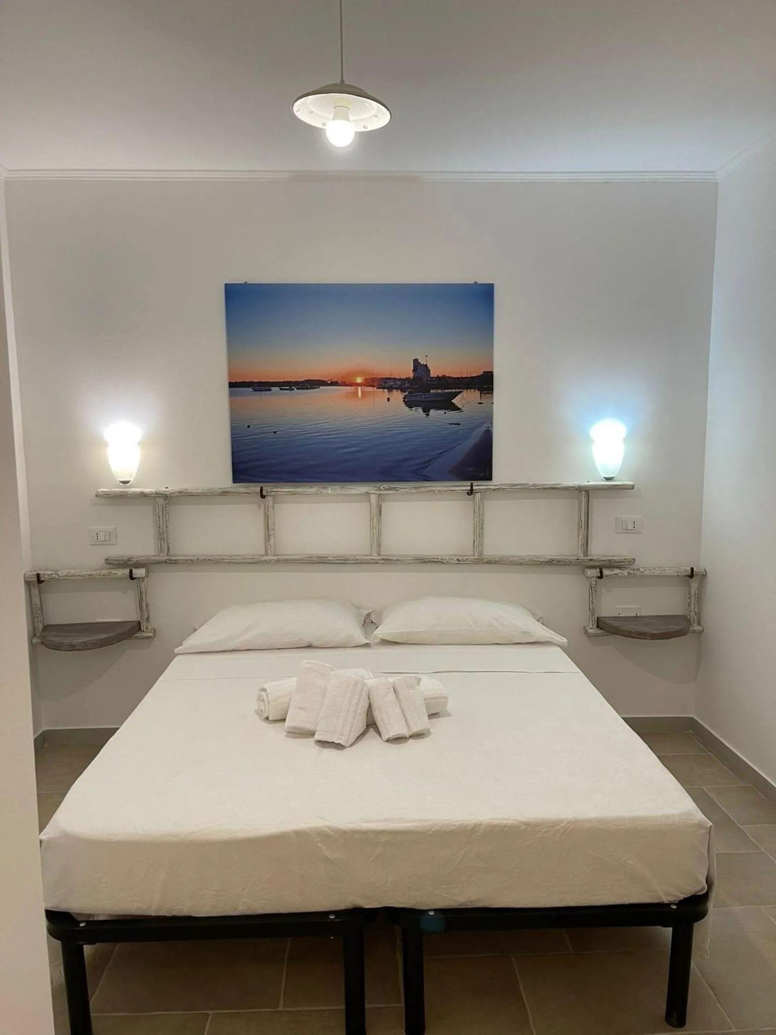 Text overlay, Bed in Blue and Blue