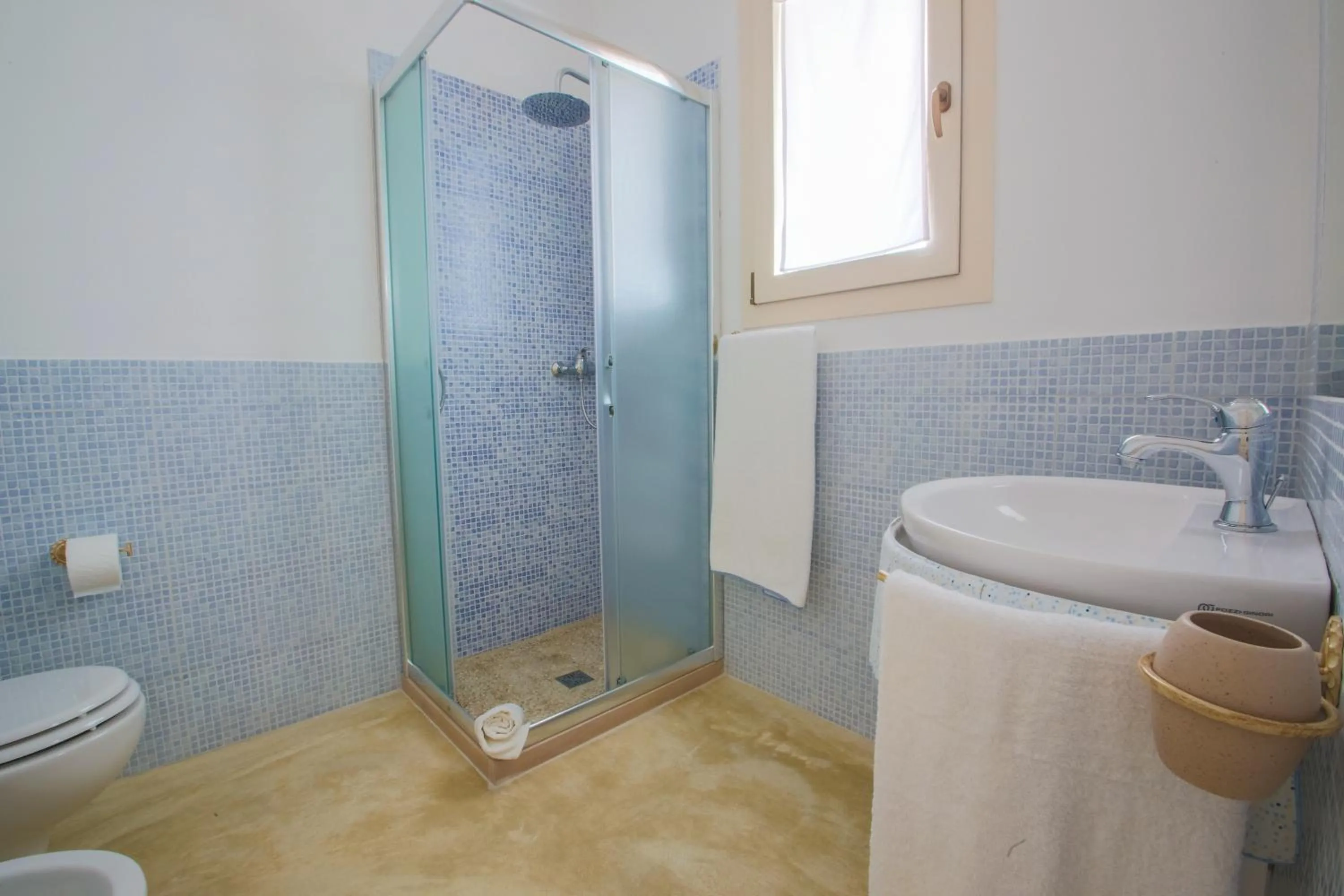 Bathroom in Blue and Blue