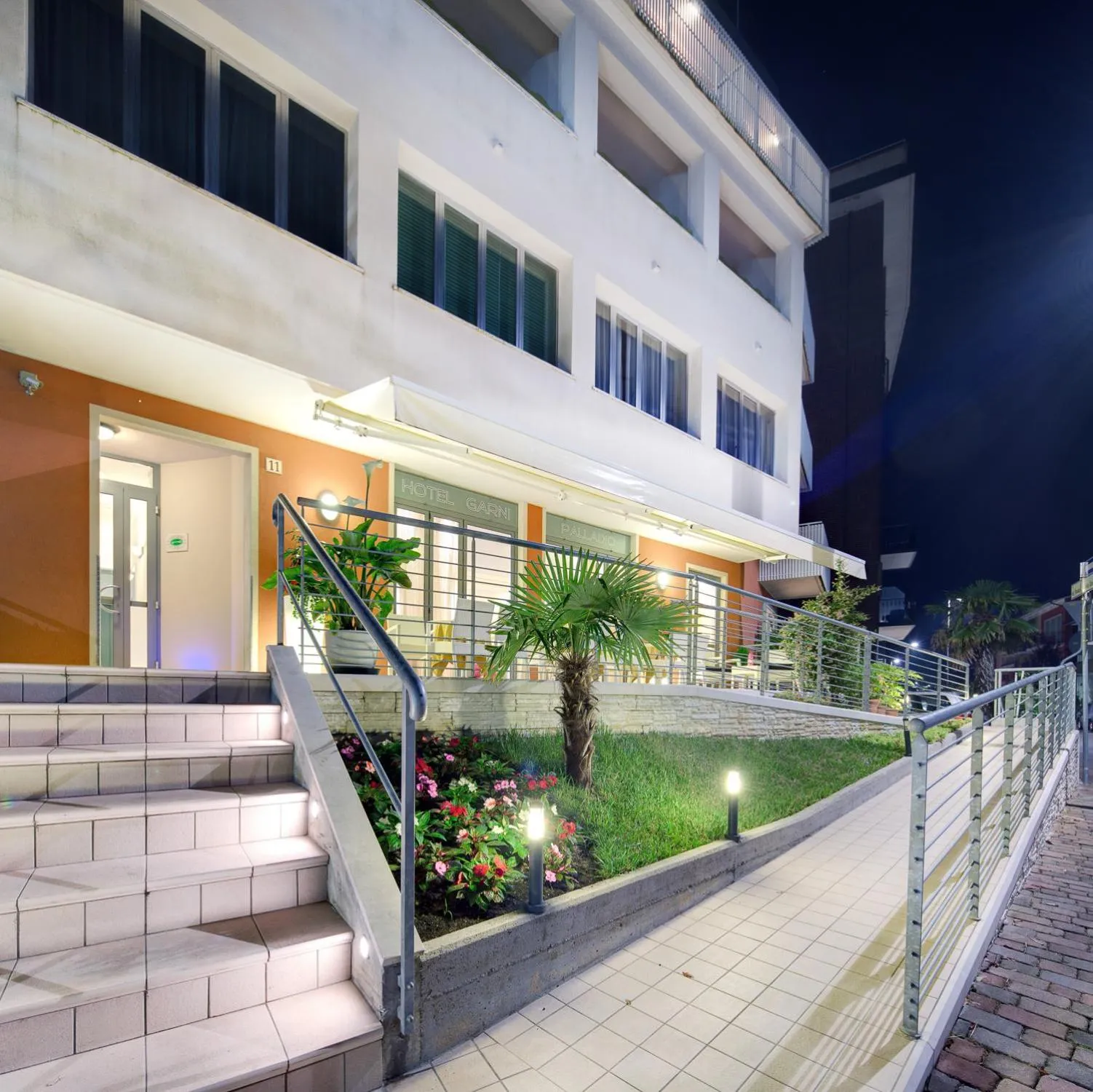 Facade/entrance in Hotel Palladio