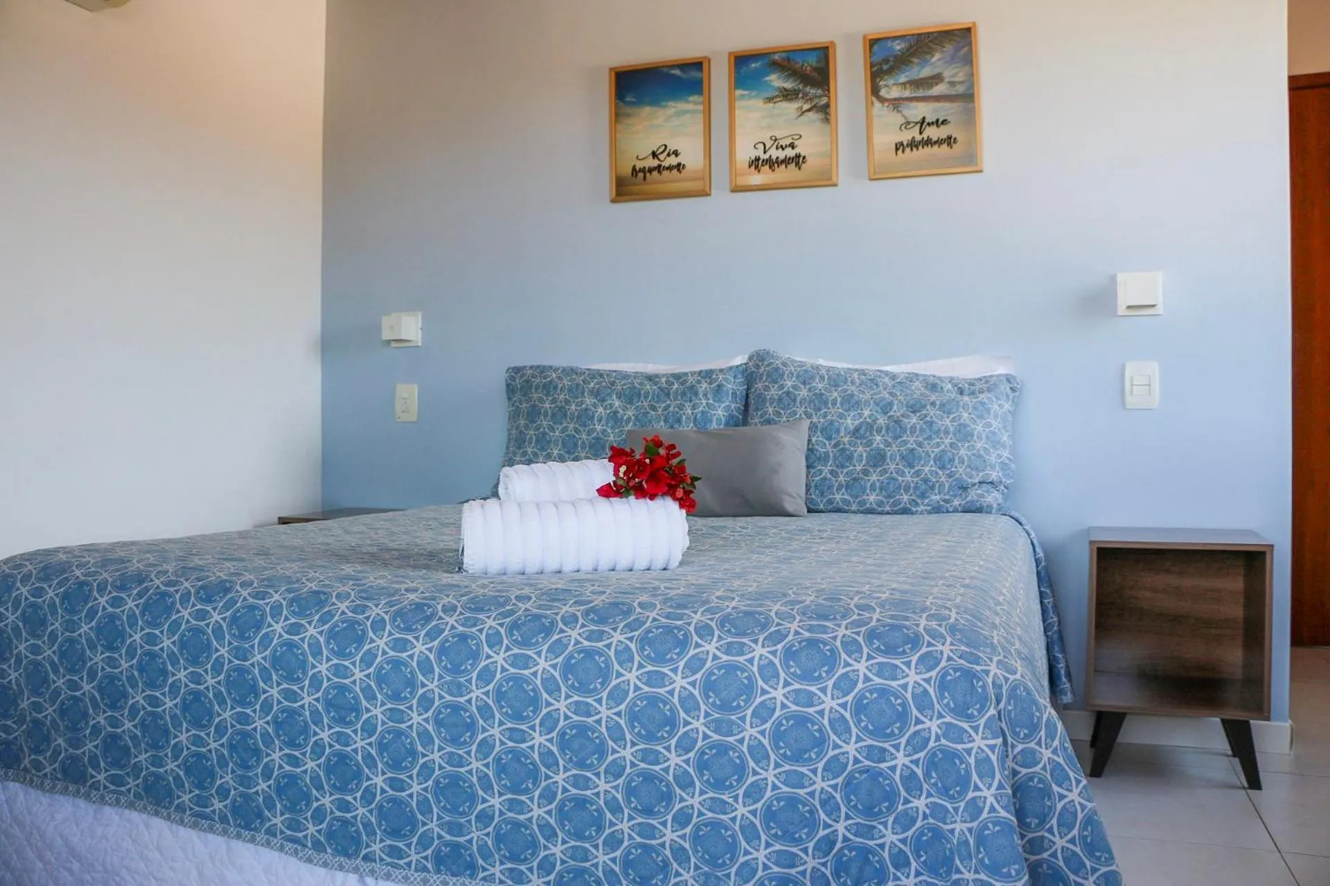 Photo of the whole room, Bed in Pousada CafeMar Búzios