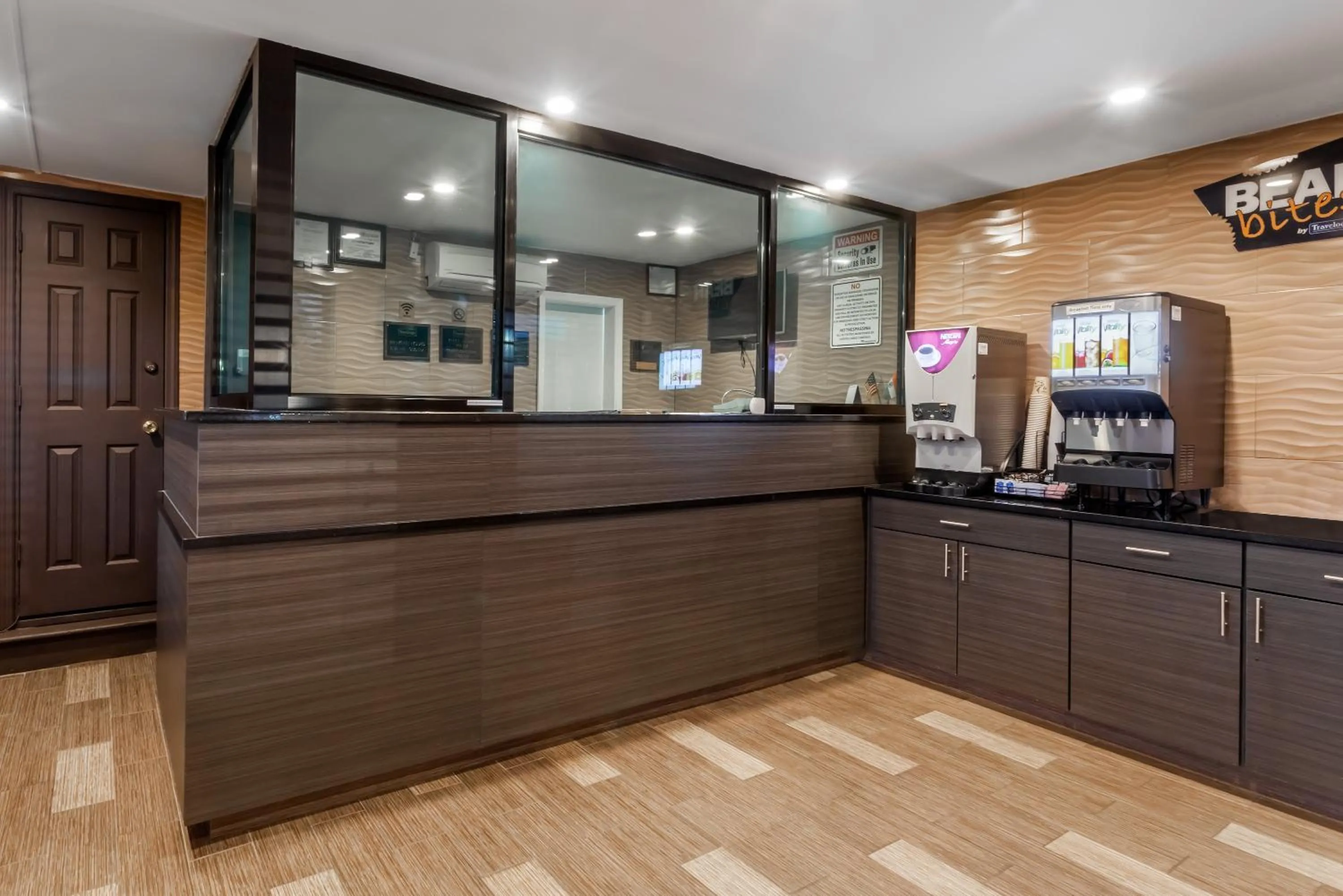 Travelodge by Wyndham South Hackensack