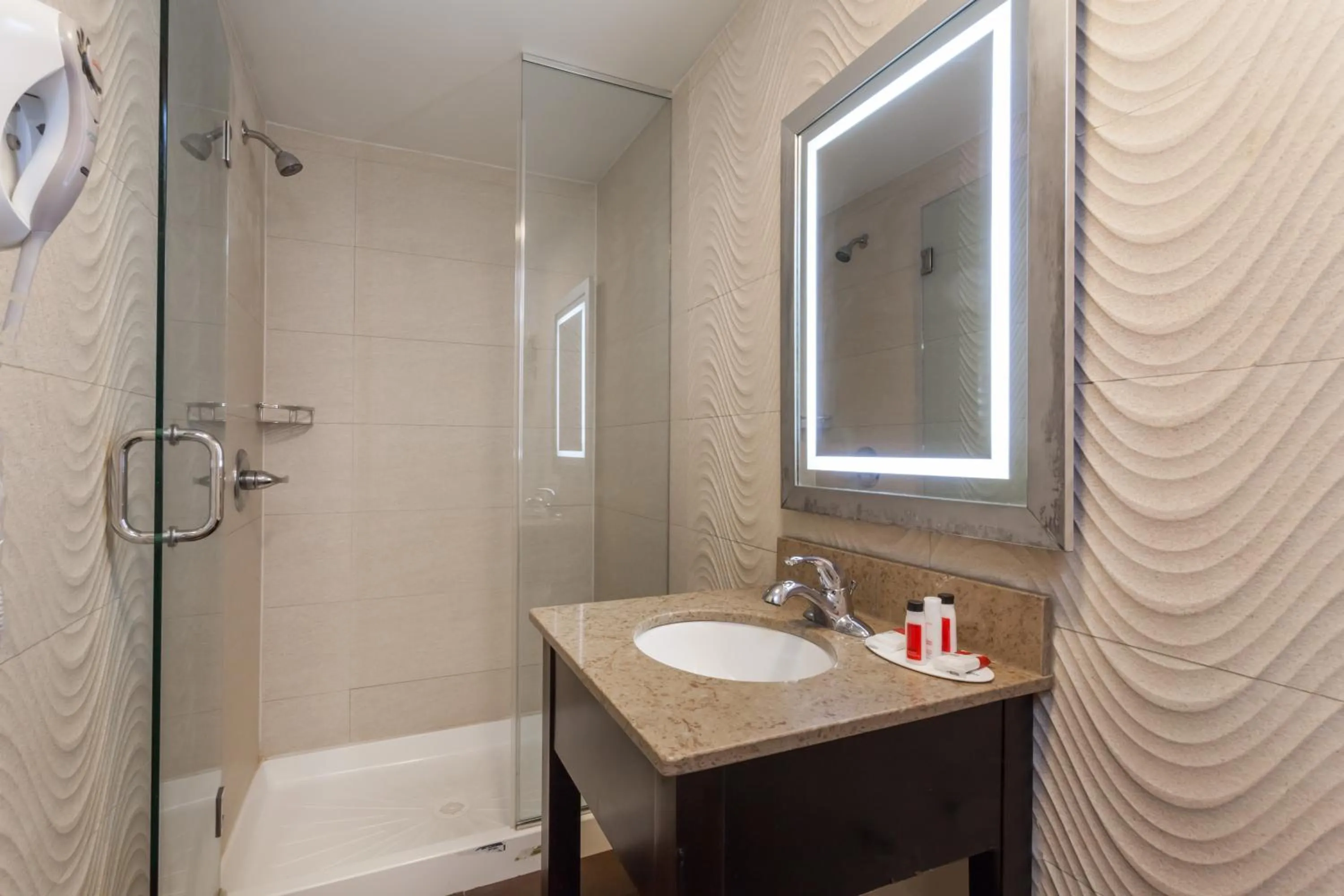 Bathroom in Travelodge by Wyndham South Hackensack