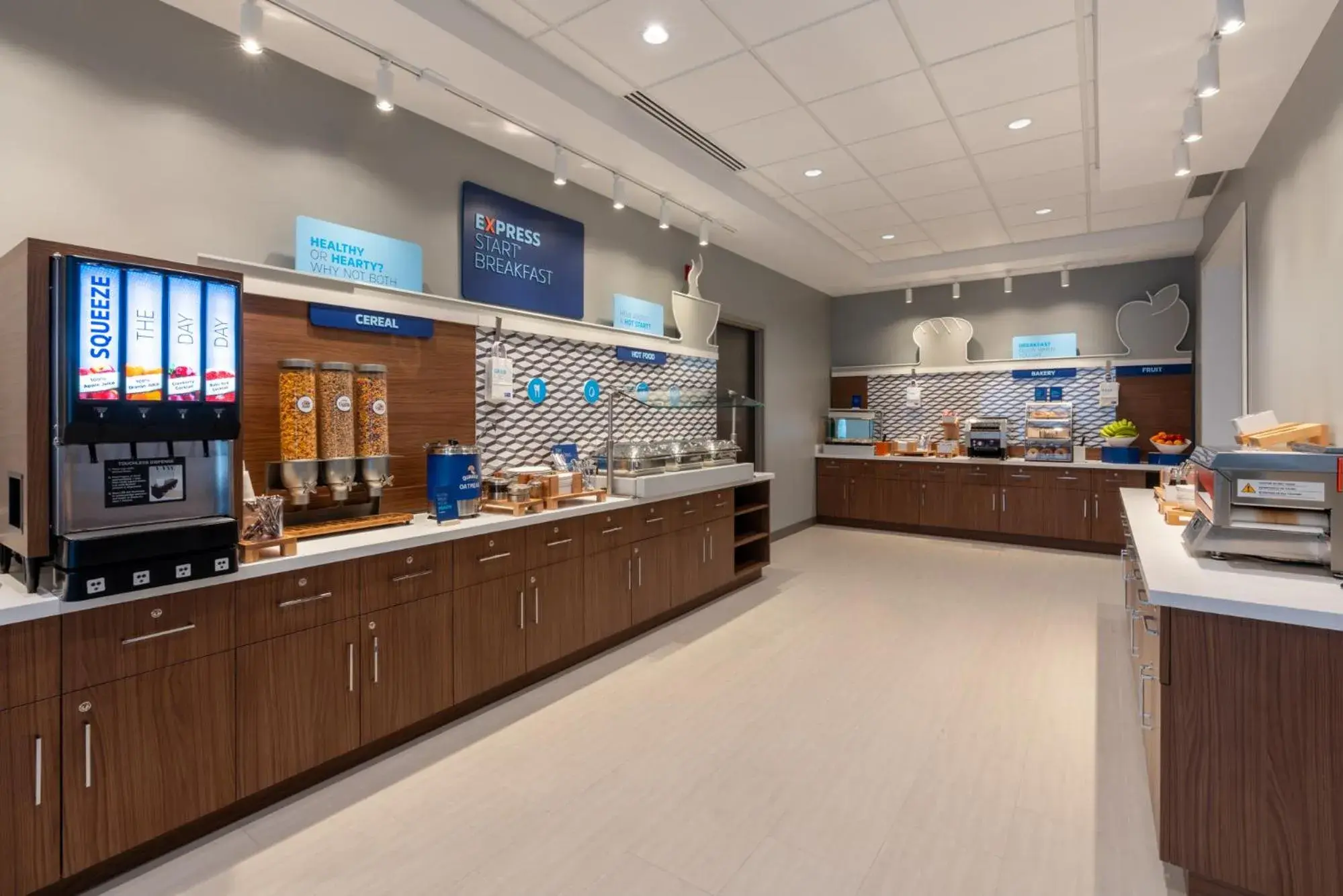 Buffet breakfast in Holiday Inn Express & Suites Vaughan-Southwest by IHG Buffet breakfast in Holiday Inn Express & Suites Vaughan-Southwest by IHG