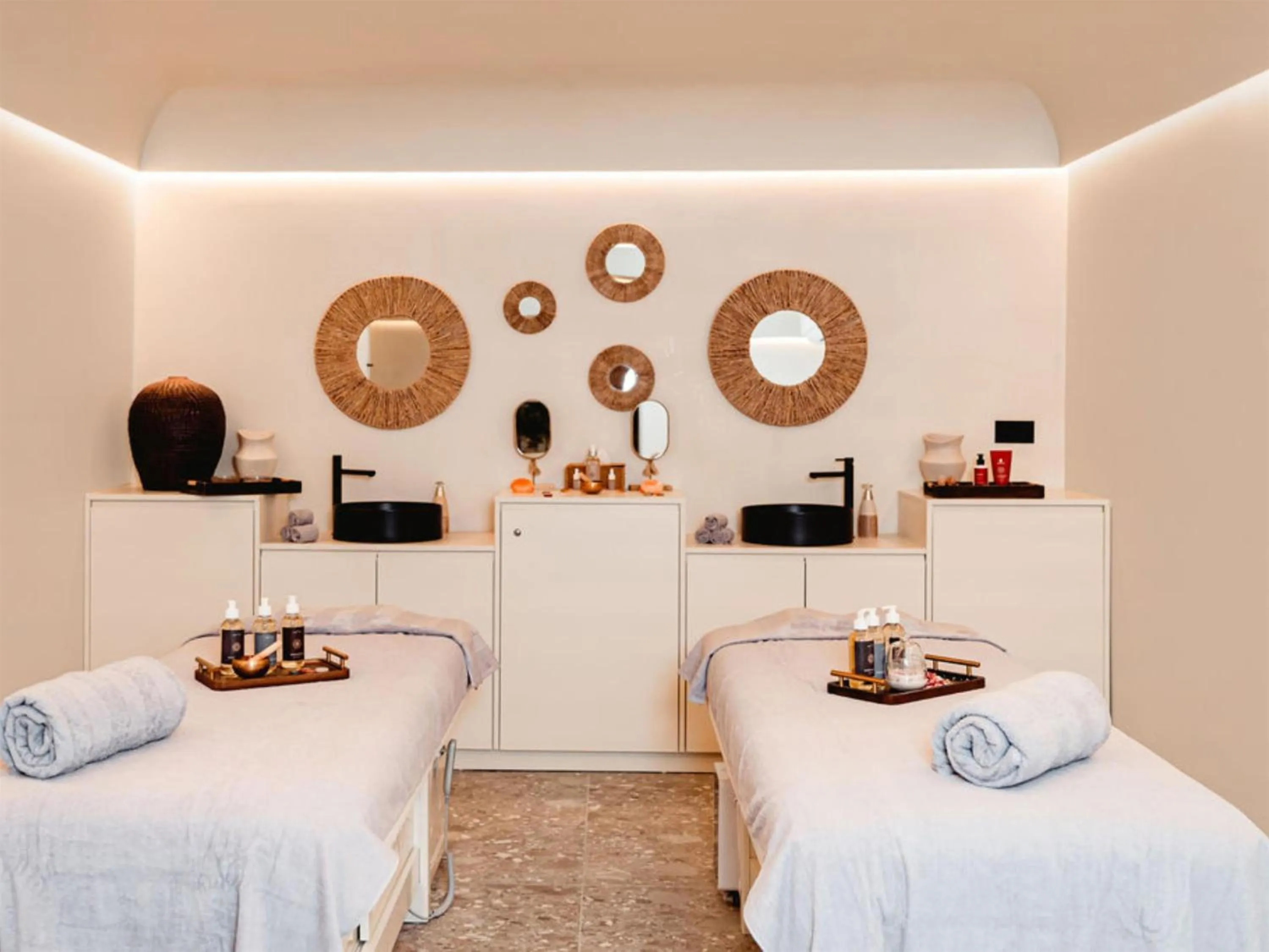 Sports, Bed in DoubleTree by Hilton Malta