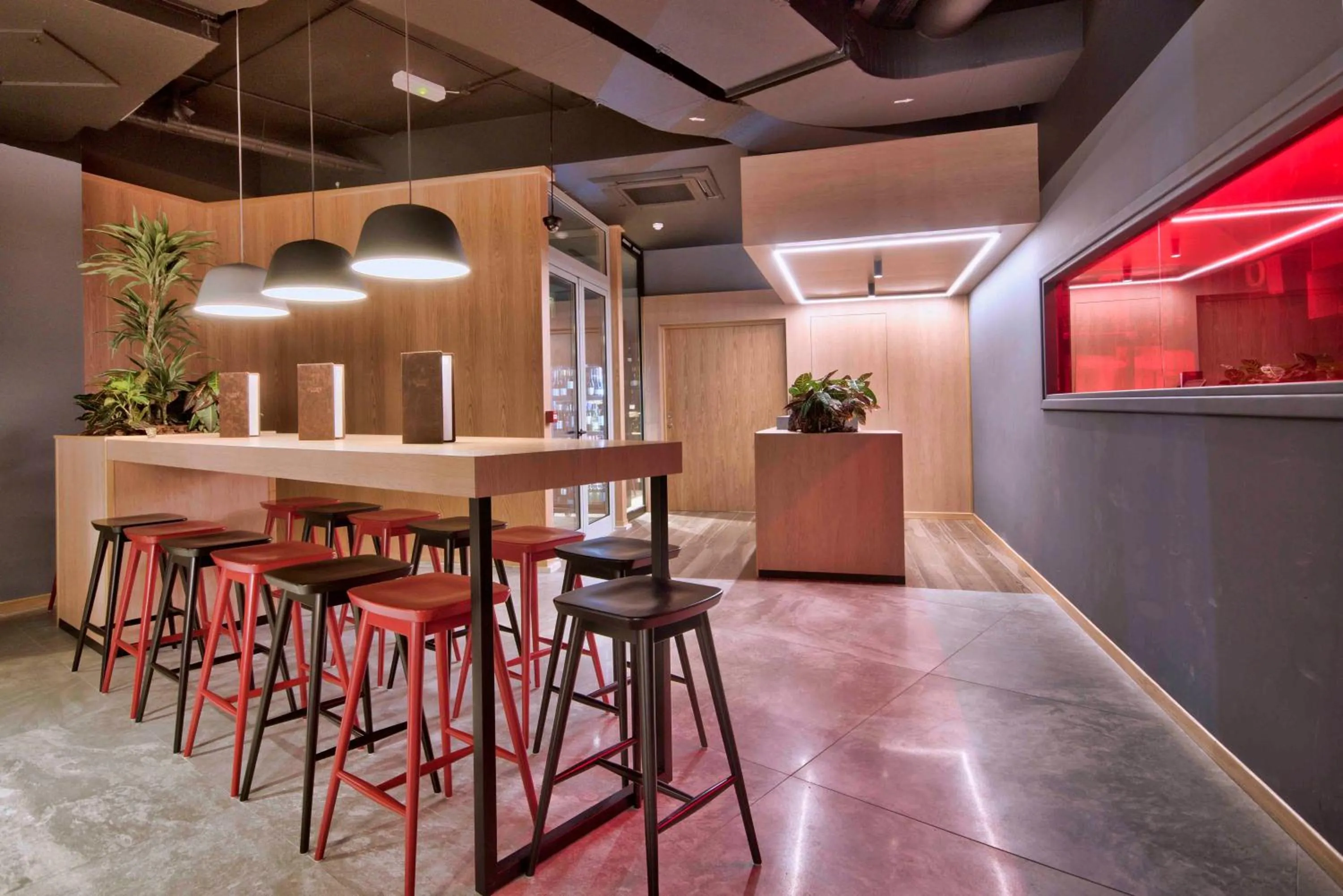 Food and drinks in DoubleTree by Hilton Malta