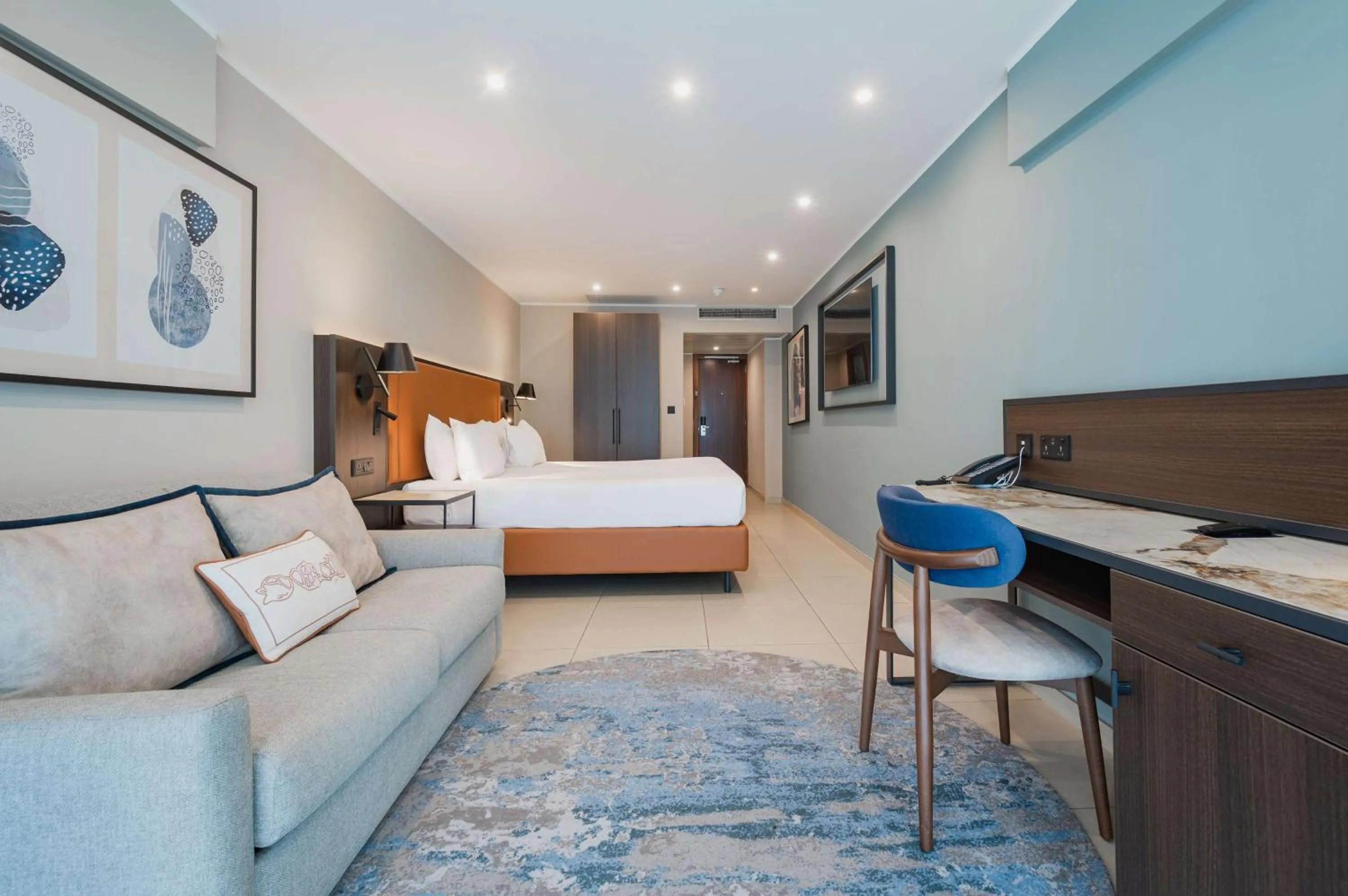 TV and multimedia, Bed in DoubleTree by Hilton Malta