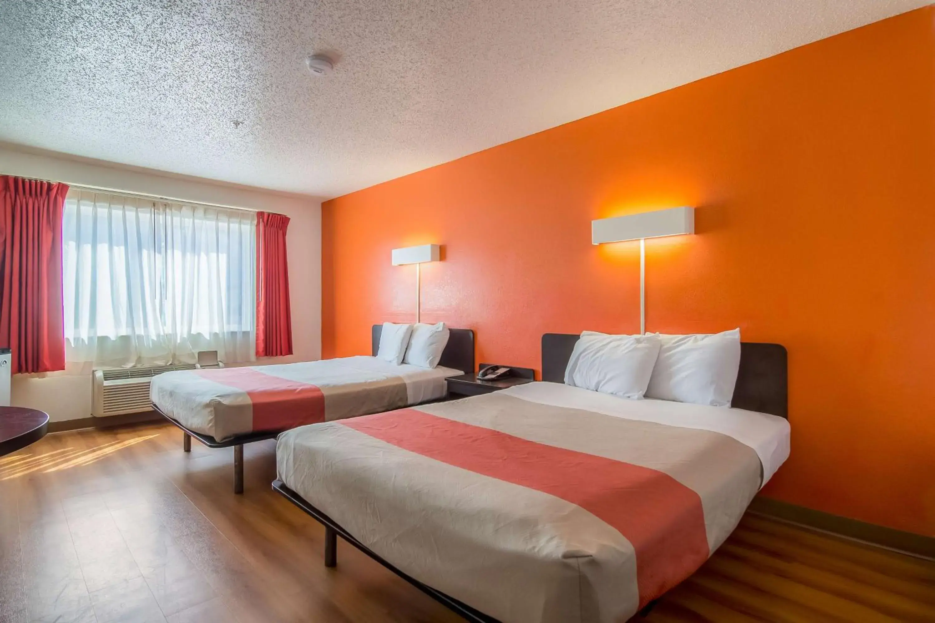 Photo of the whole room, Bed in Motel 6-Dallas, TX - North - Richardson Photo of the whole room, Bed in Motel 6-Dallas, TX - North - Richardson