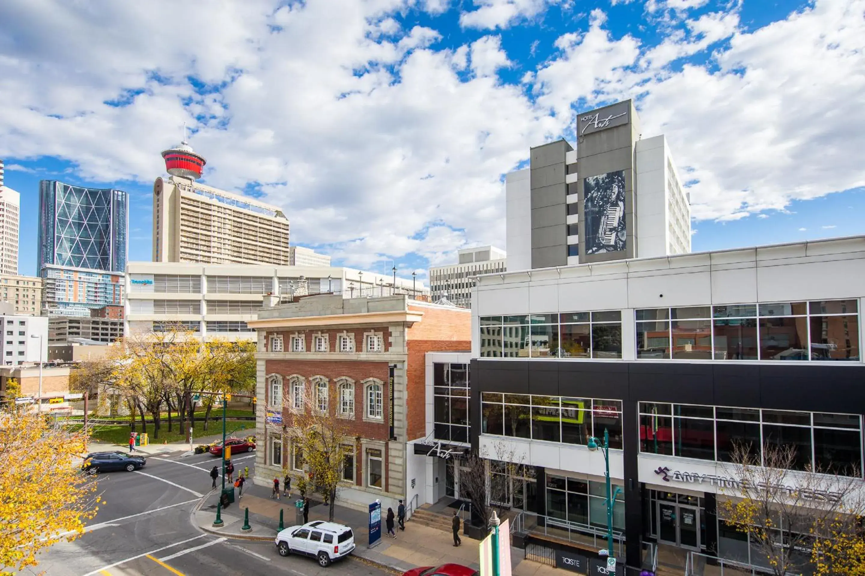 Facade/entrance in Hotel Arts Facade/entrance in Hotel Arts