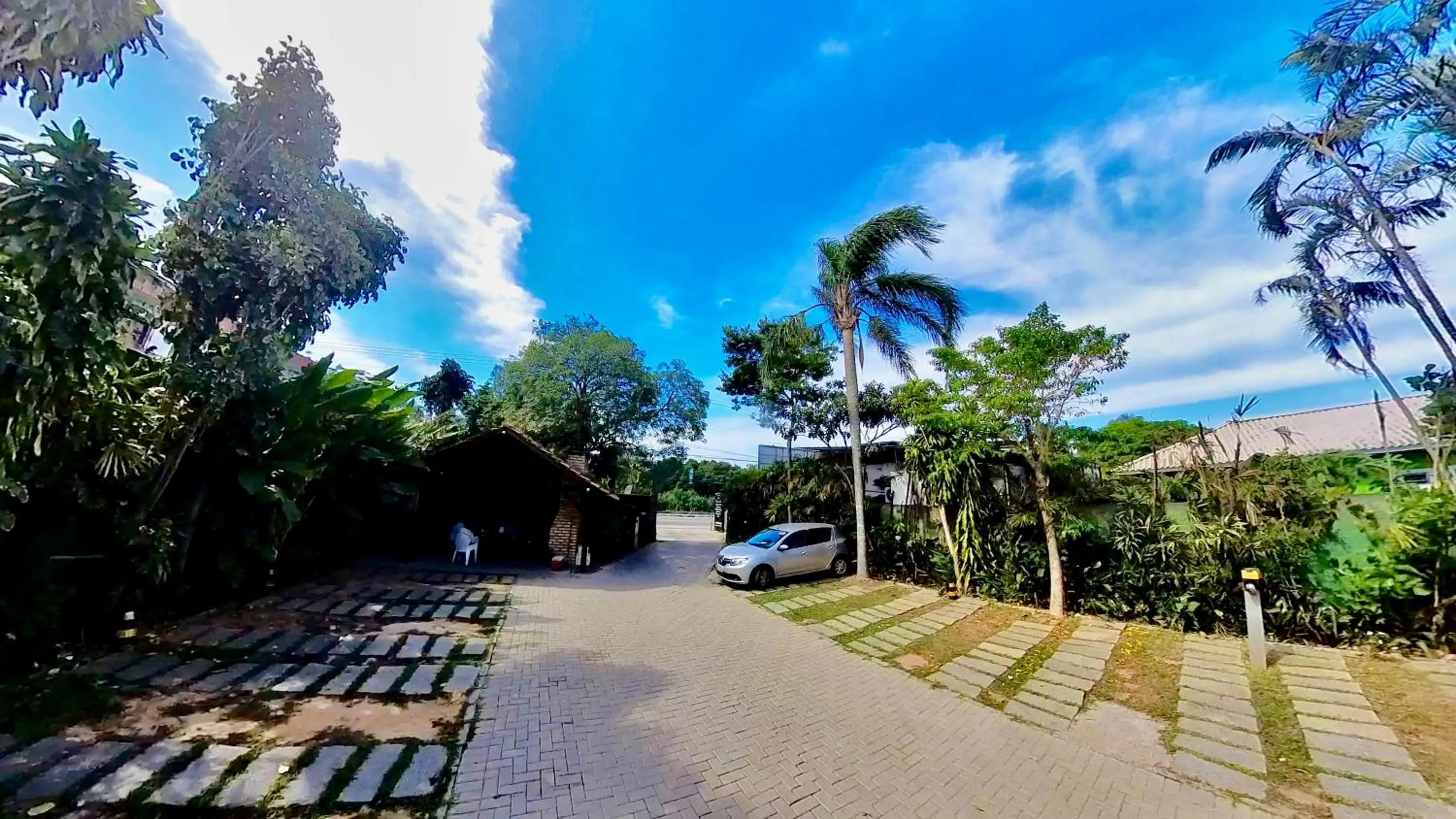 Parking in Hotel Natur Campeche