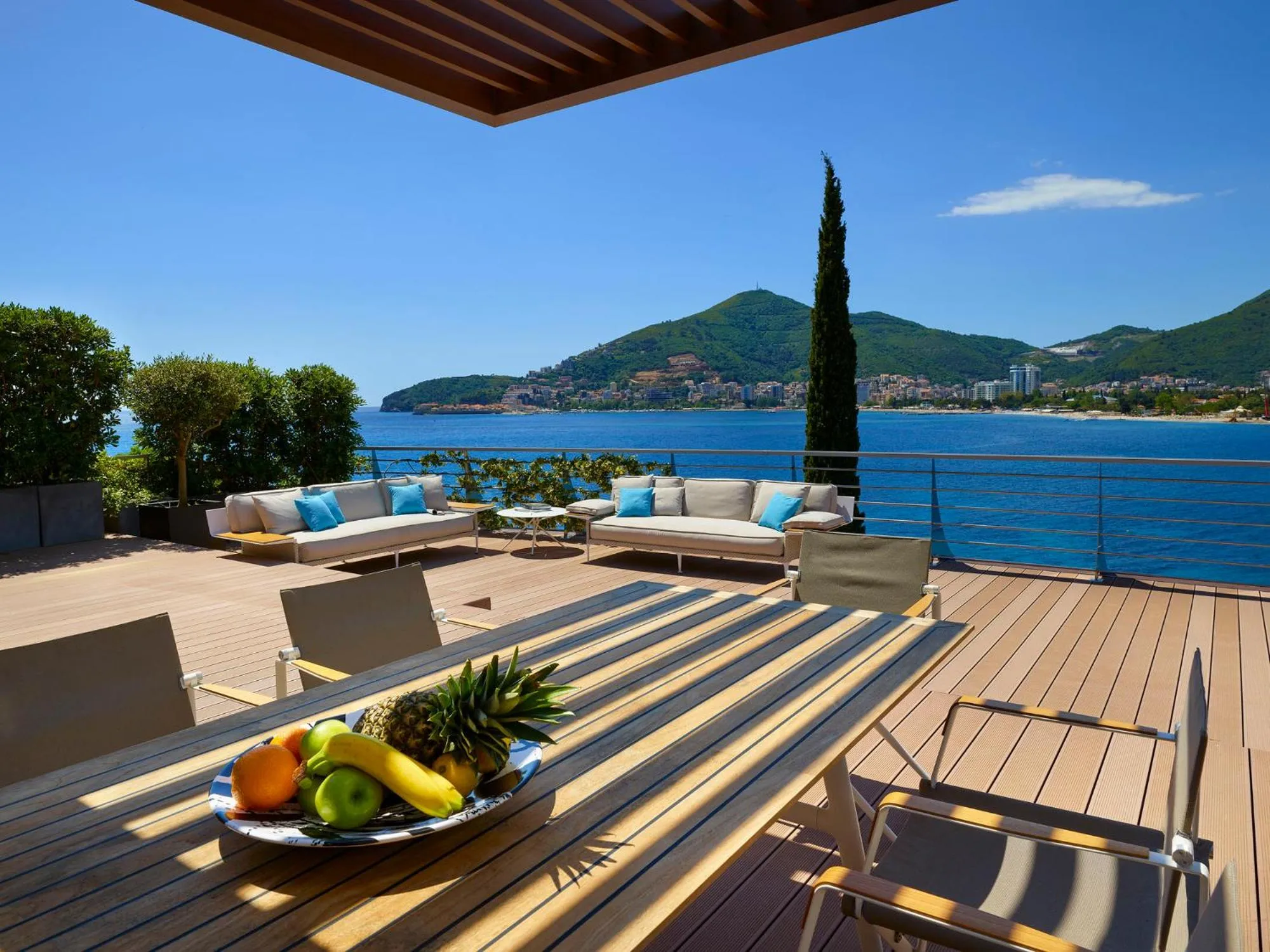 Patio in Dukley Hotel & Resort