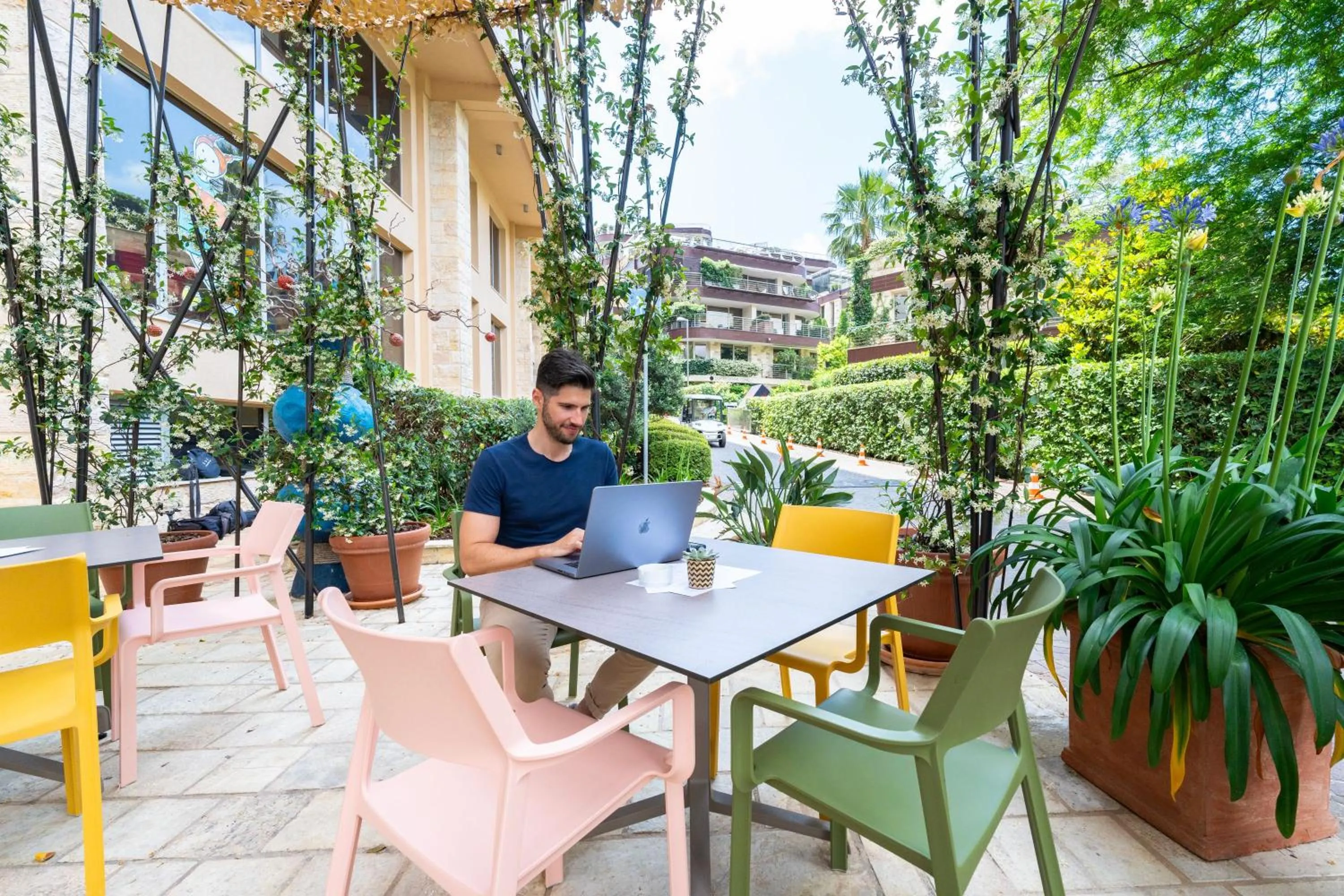 Restaurant/places to eat in Dukley Hotel & Resort