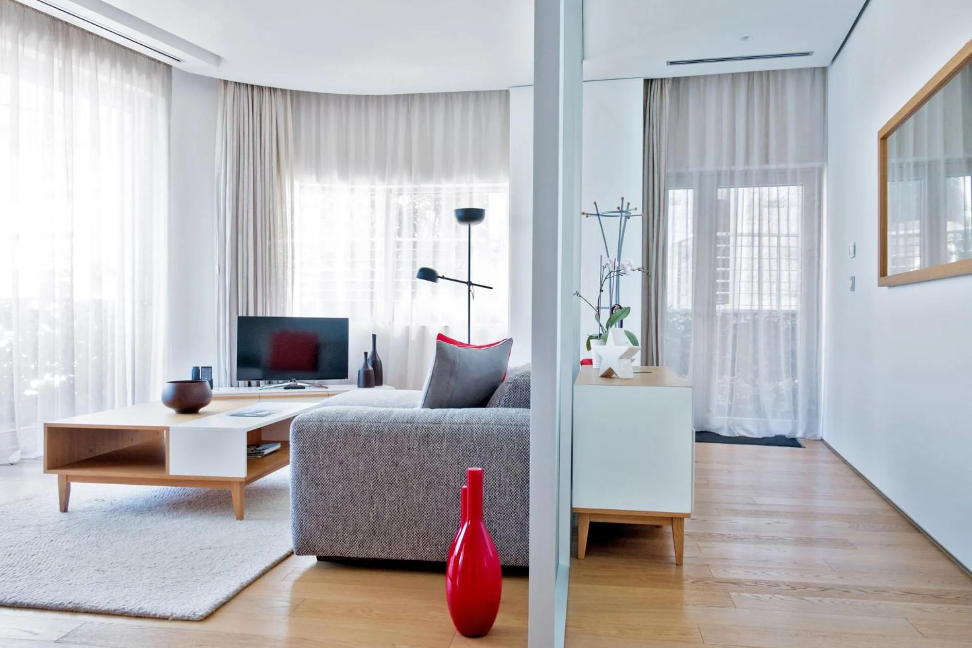 Communal lounge/ TV room in Dukley Hotel & Resort