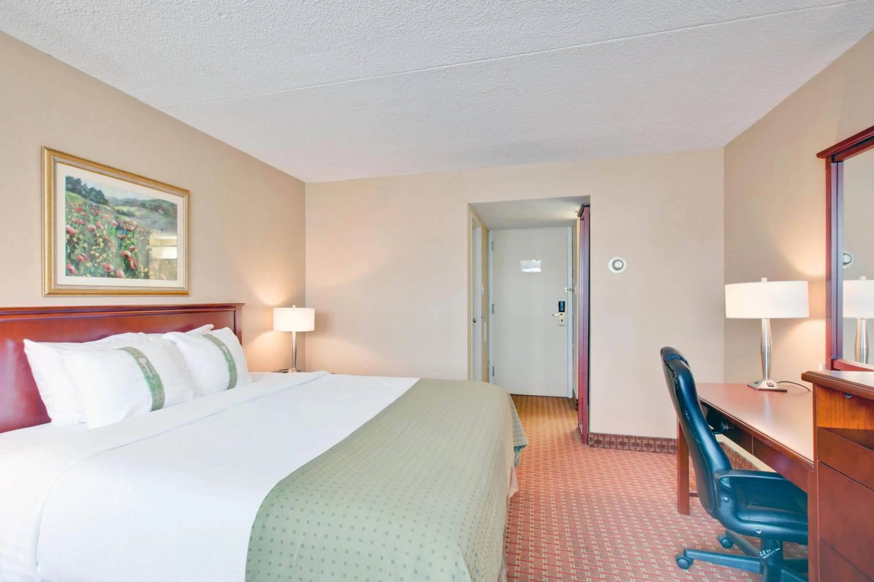 Photo of the whole room, Bed in Holiday Inn St Johns by IHG