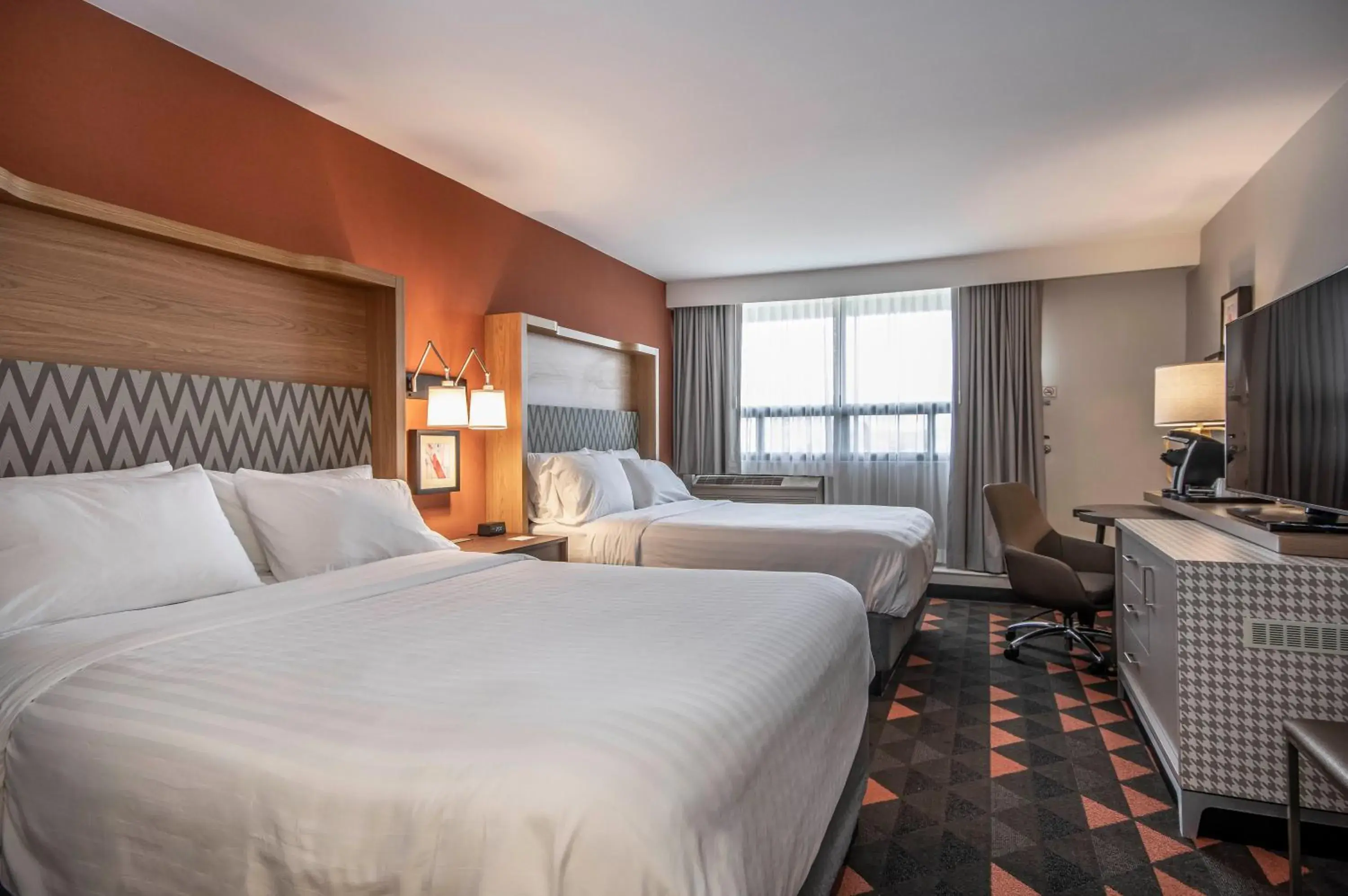 Photo of the whole room, Bed in Holiday Inn St Johns by IHG Photo of the whole room, Bed in Holiday Inn St Johns by IHG