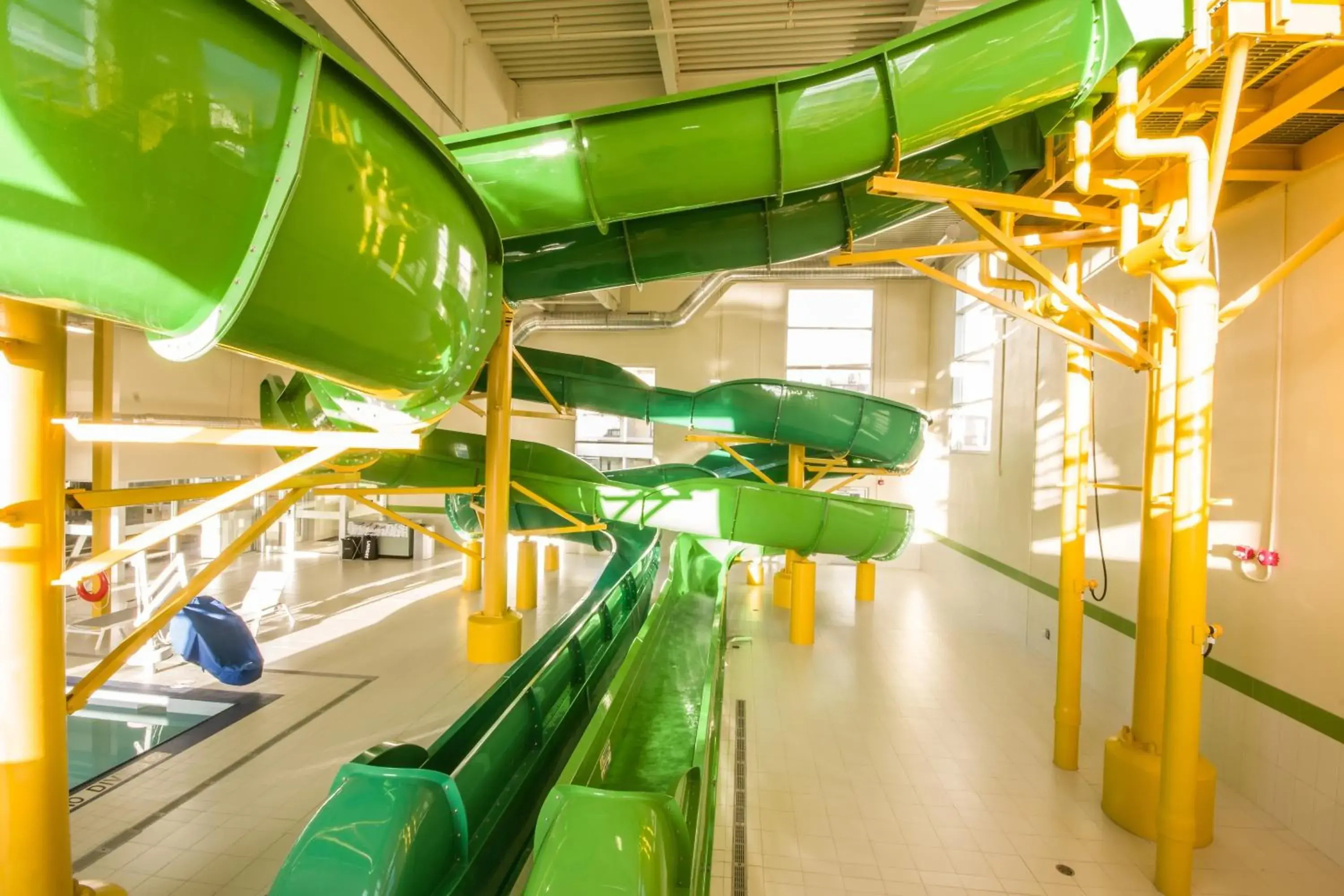 Swimming pool in Holiday Inn St Johns by IHG Swimming pool in Holiday Inn St Johns by IHG