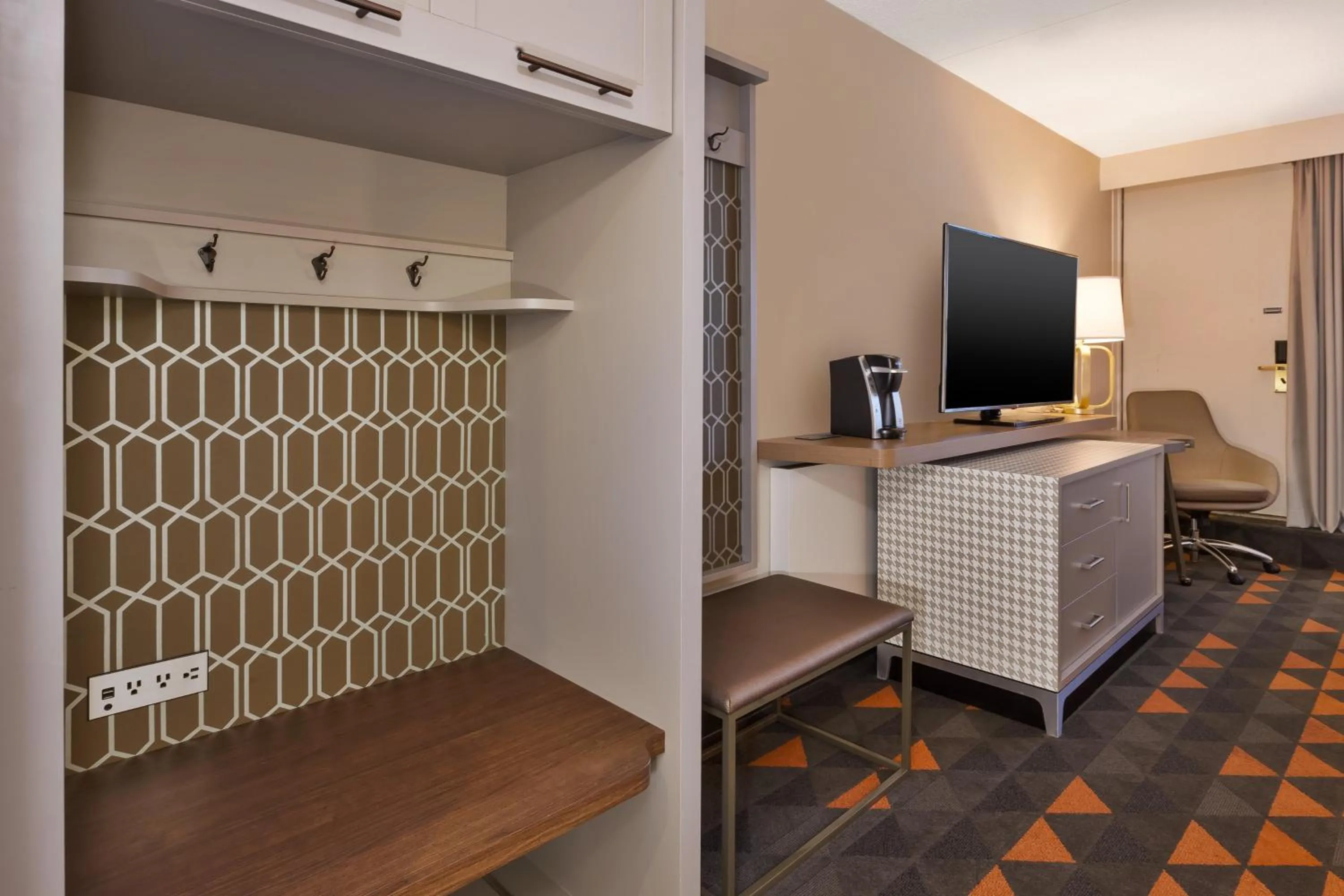 Photo of the whole room in Holiday Inn St Johns by IHG