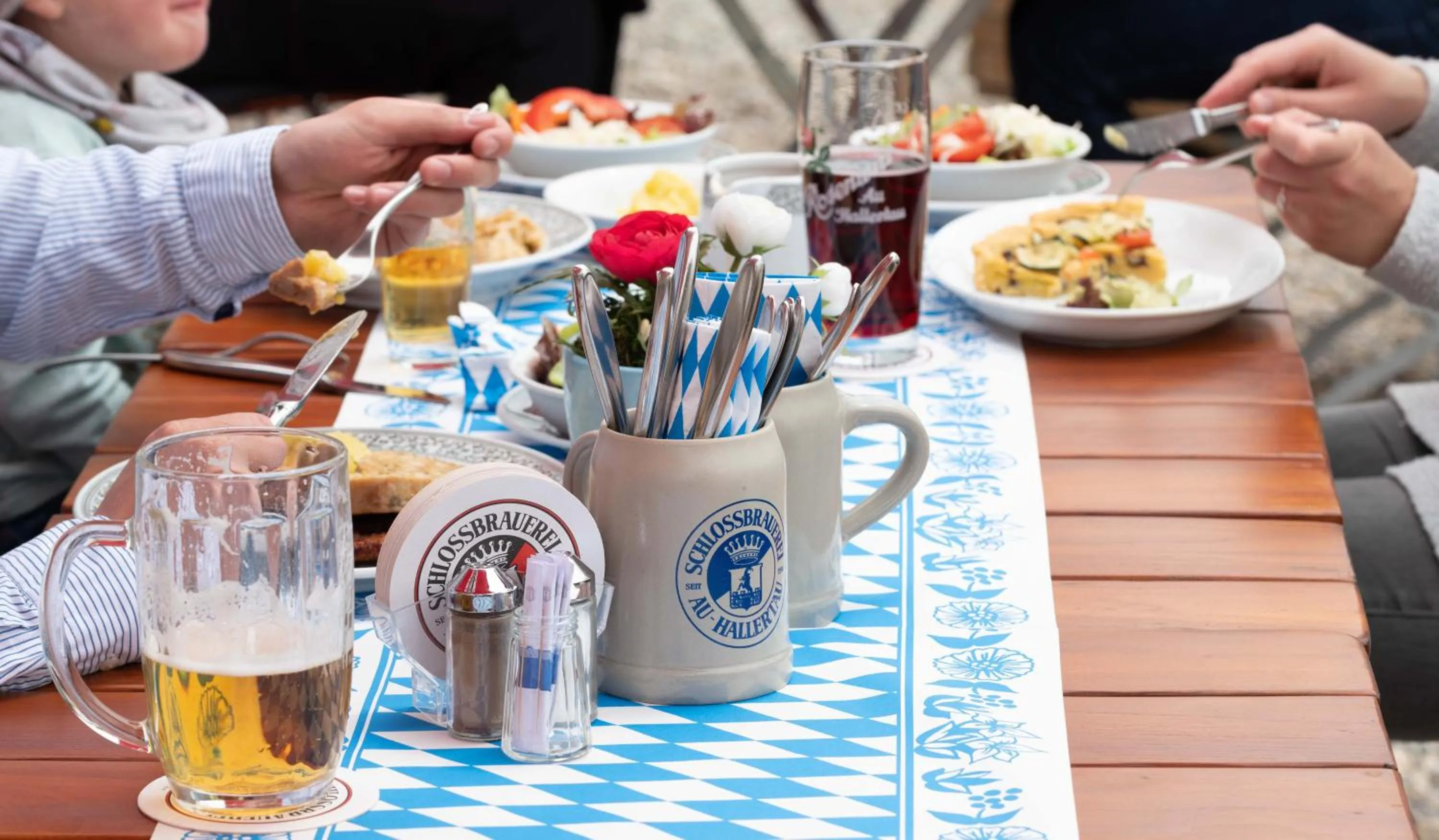 Restaurant/places to eat in Hotel Gasthof Rosenwirt