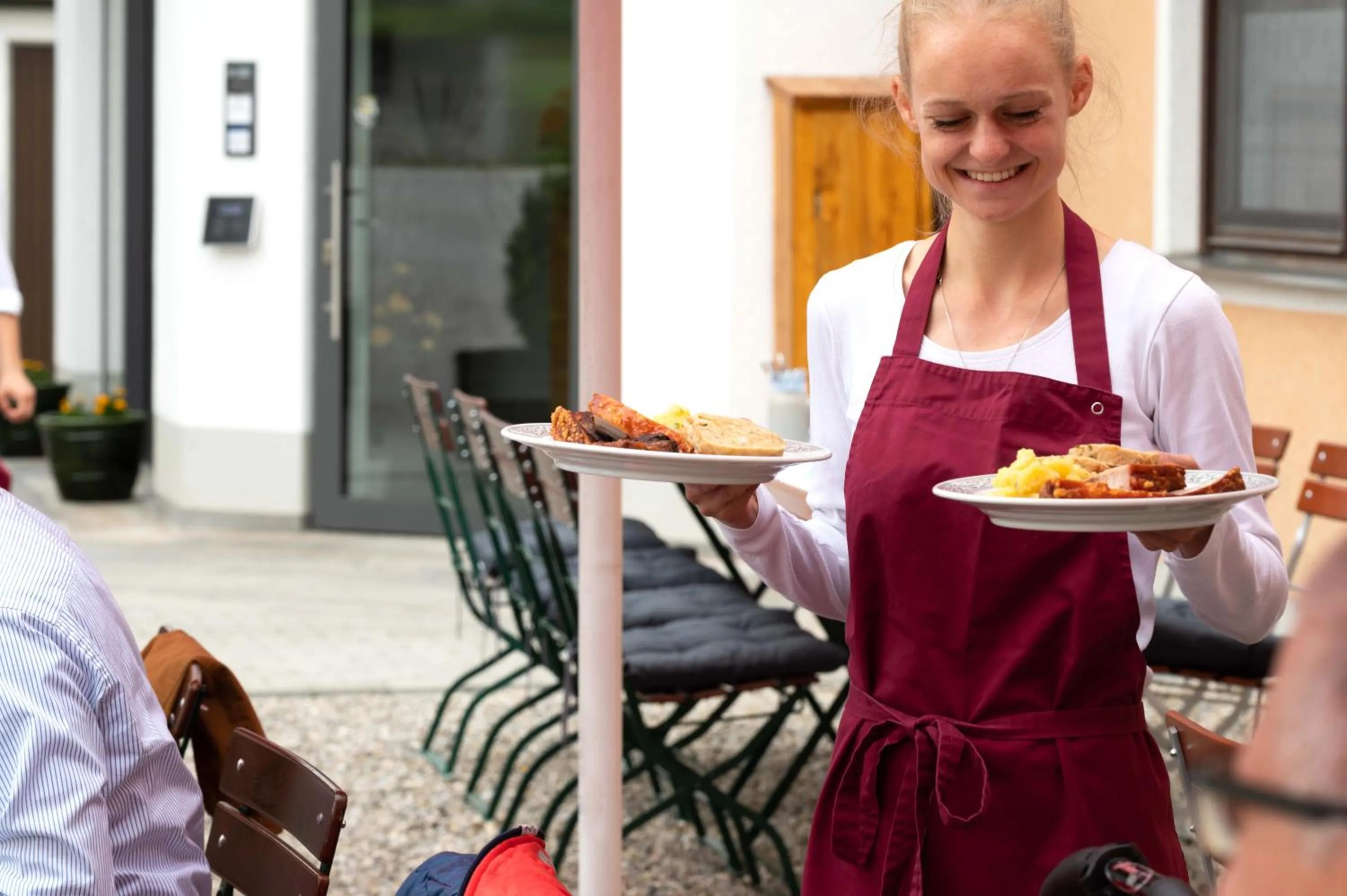 Restaurant/places to eat in Hotel Gasthof Rosenwirt