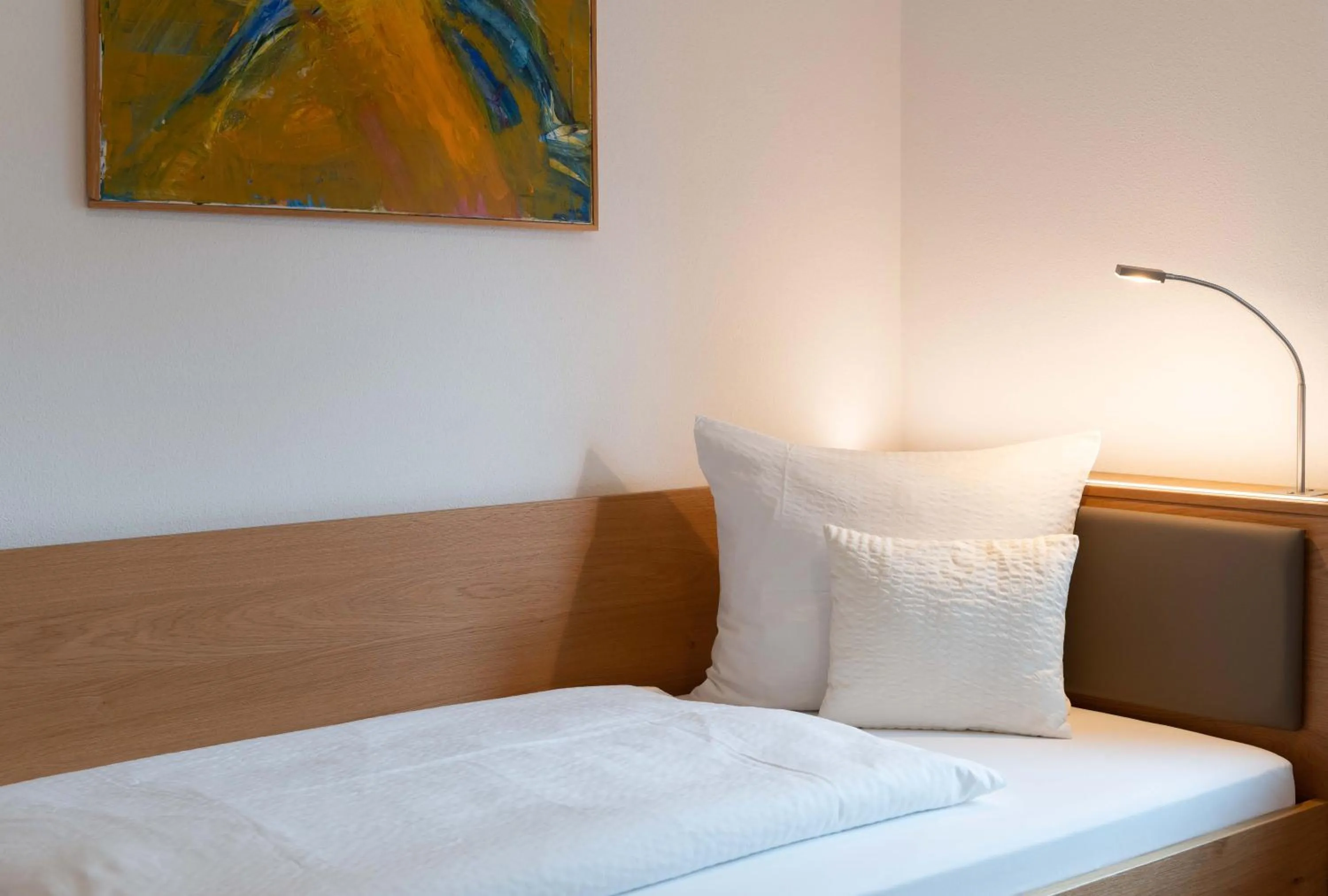 Bed in Hotel Gasthof Rosenwirt