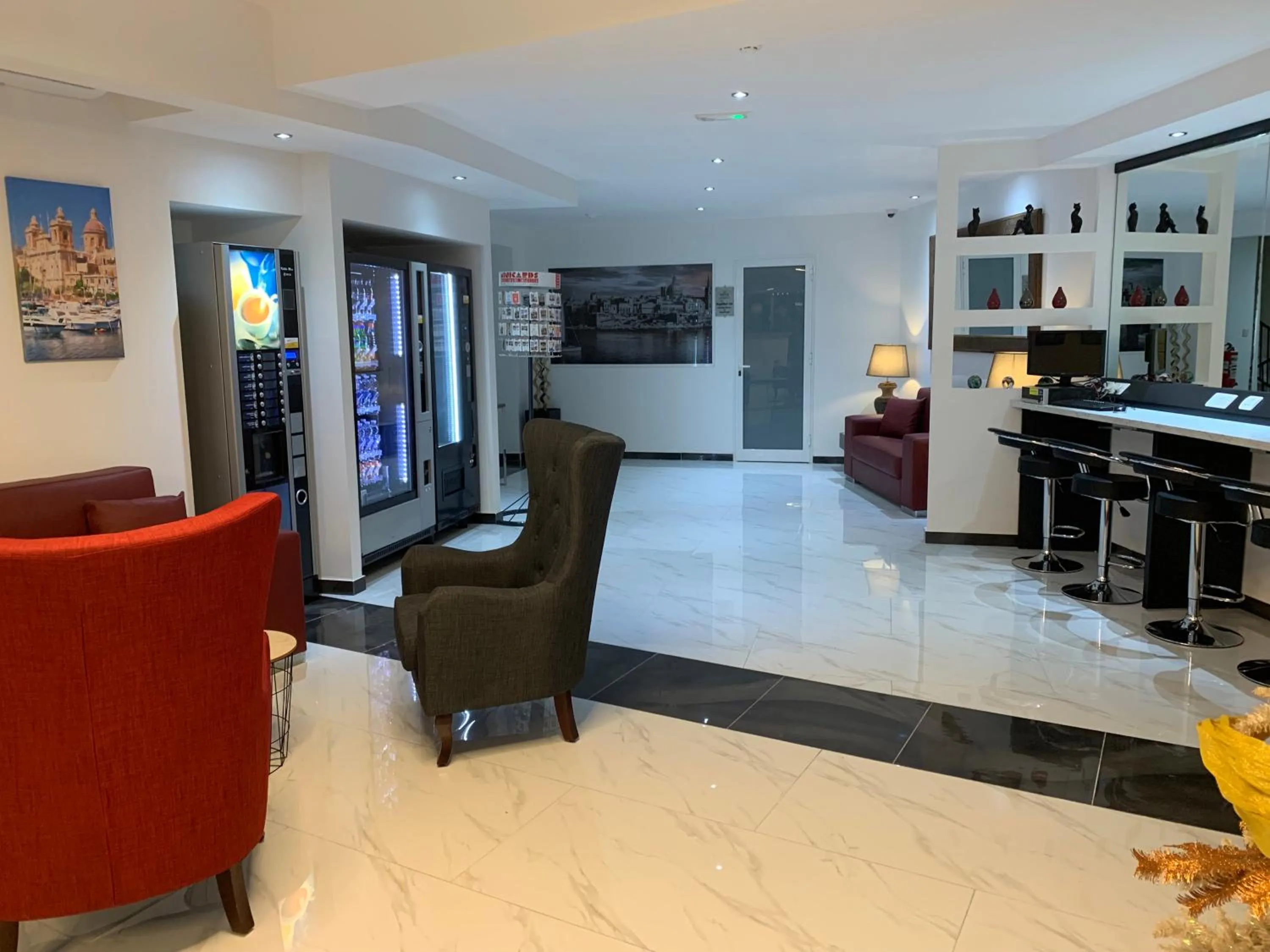 Lobby or reception in Dean Hamlet Hotel