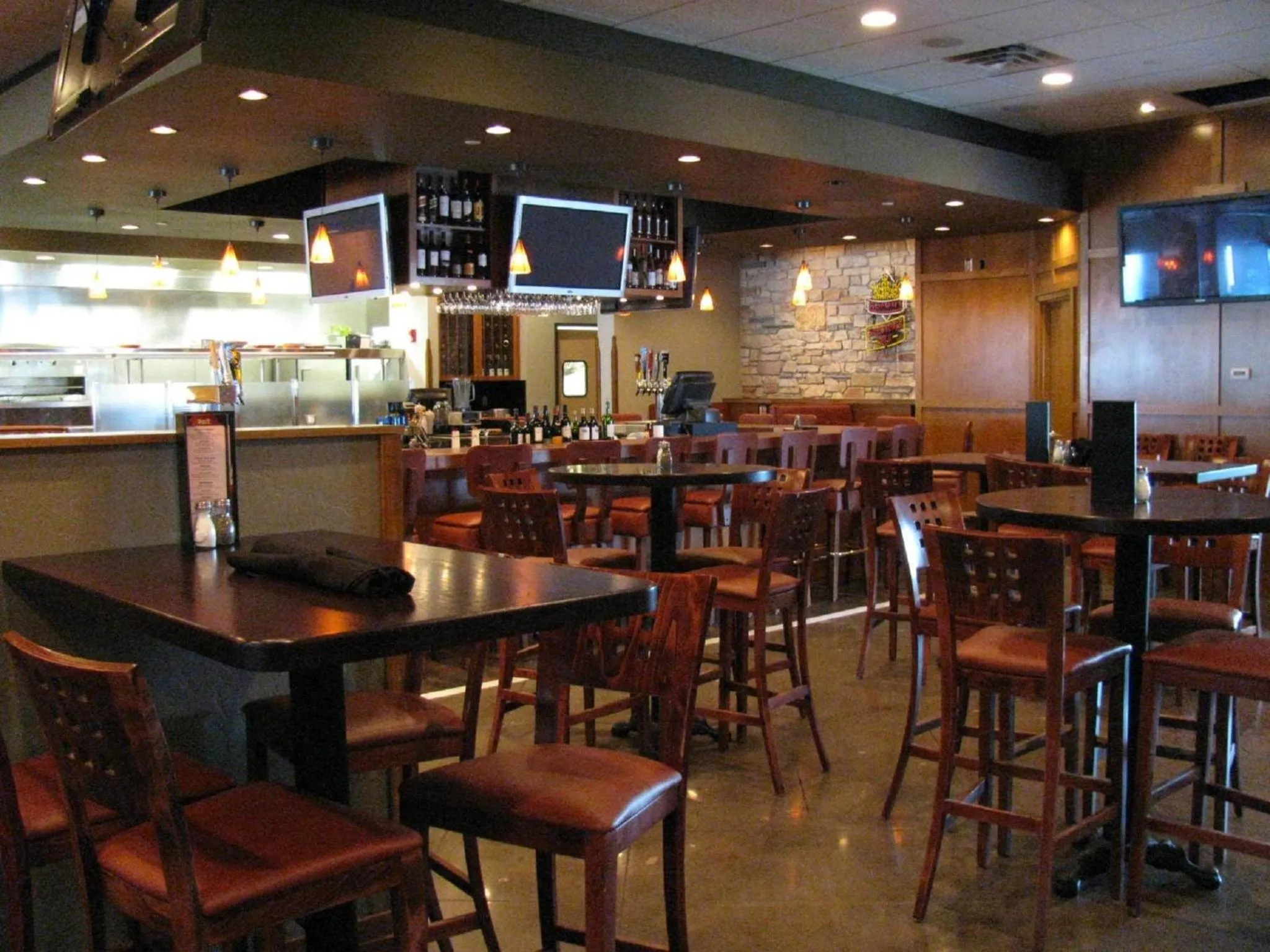 Restaurant/places to eat in Country Inn & Suites by Radisson, Minneapolis West, MN