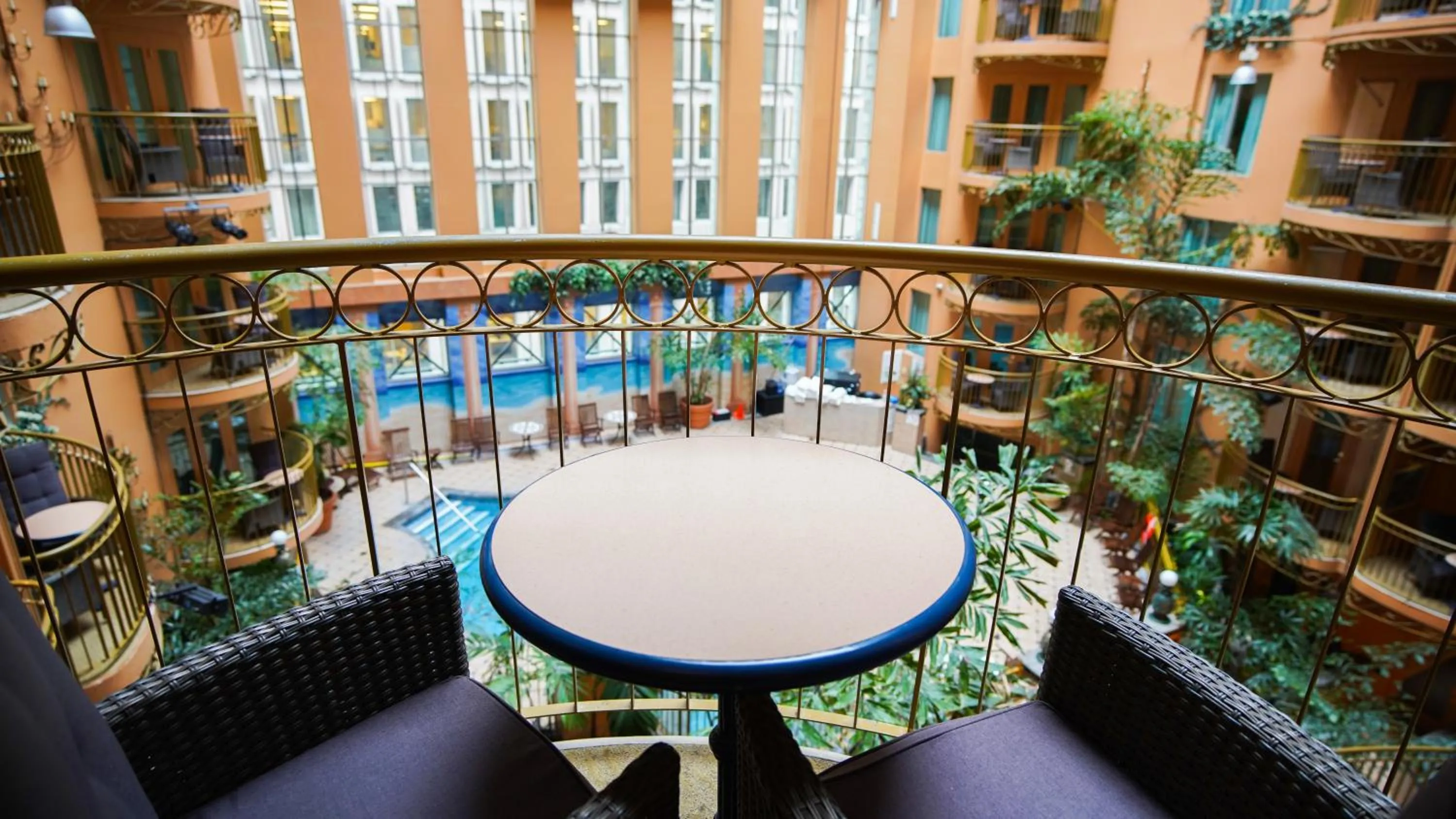 View (from property/room) in Hôtel Palace Royal Centre-Ville Québec par JARO