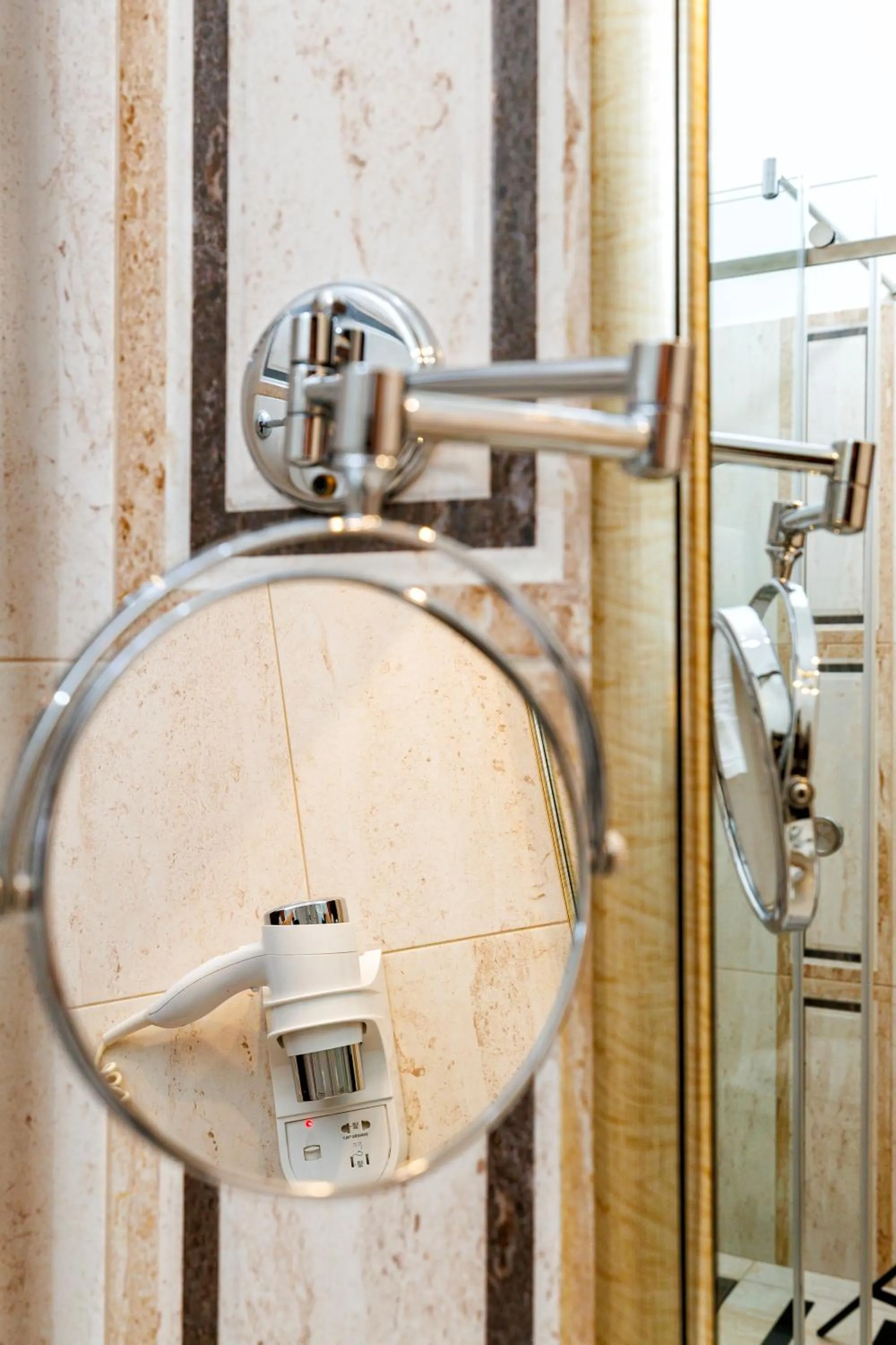 Shower in La Strada Boutique Villa