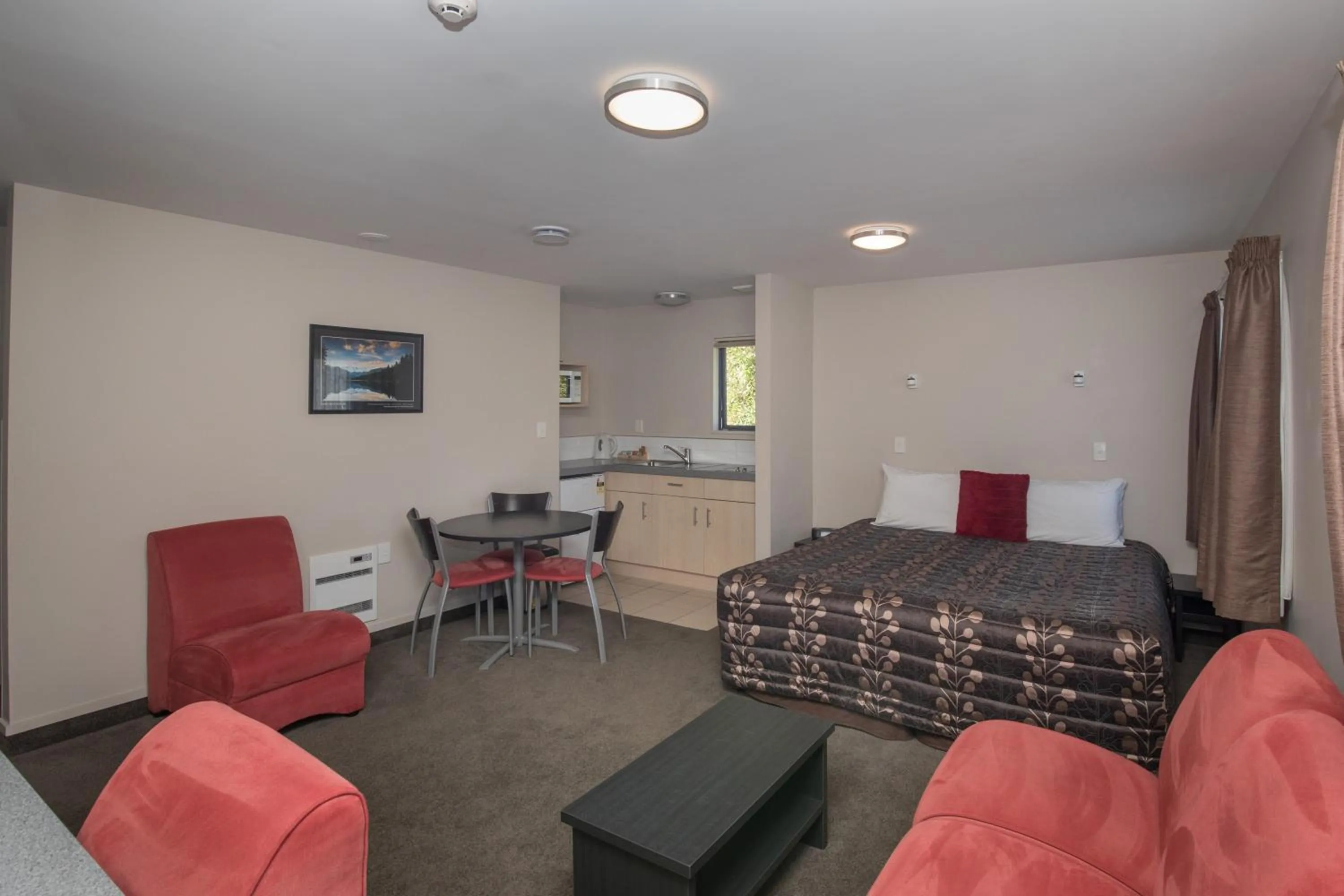 One-Bedroom Apartment in Bella Vista Motel Fox Glacier