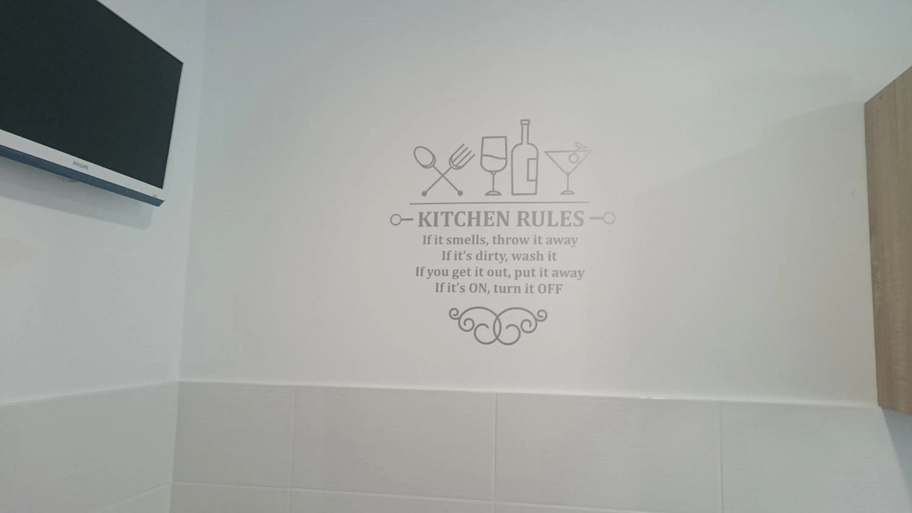 Communal lounge/ TV room in Nirvana rooms Split