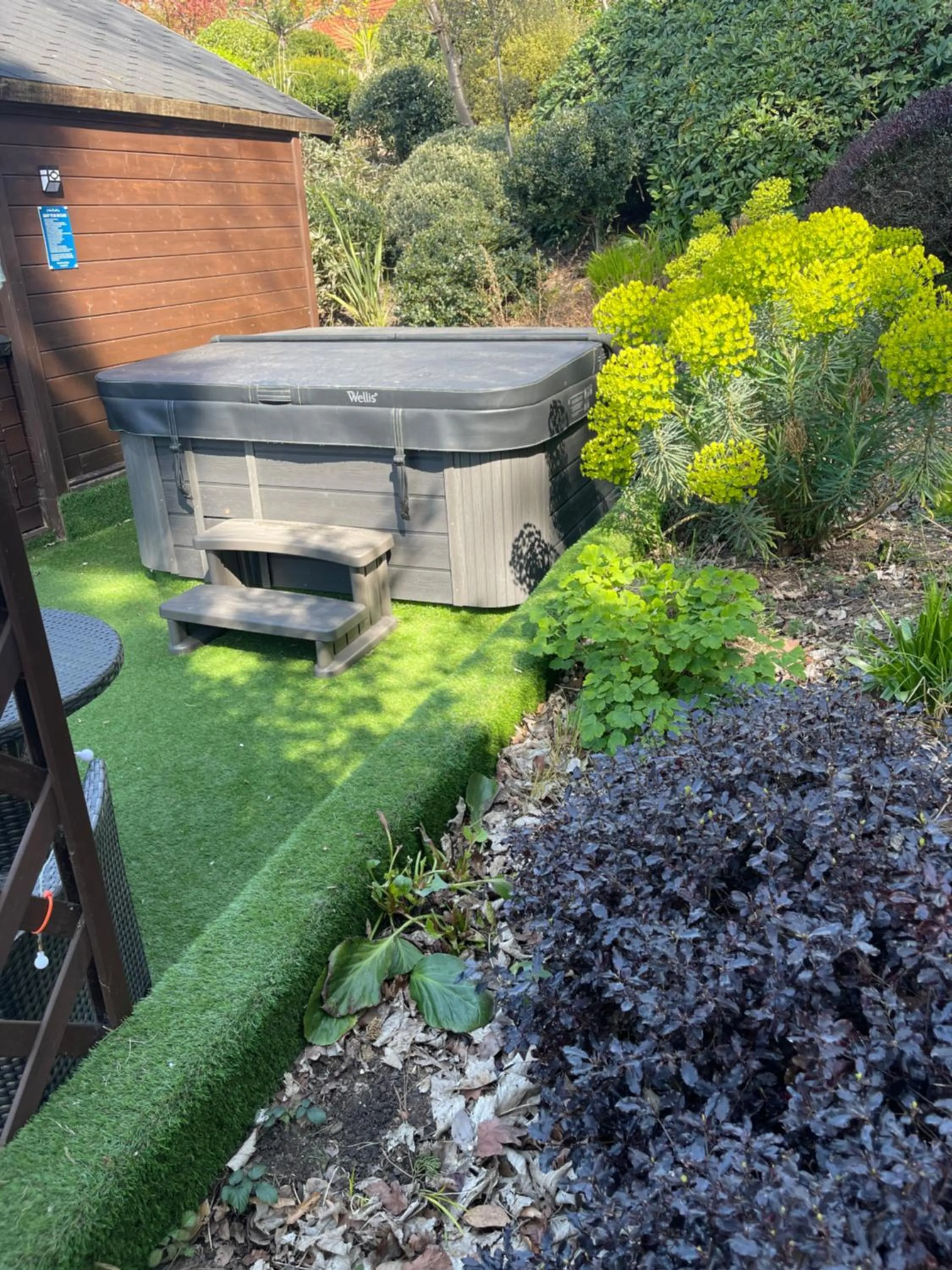 Hamble Retreat Studios and Lodge