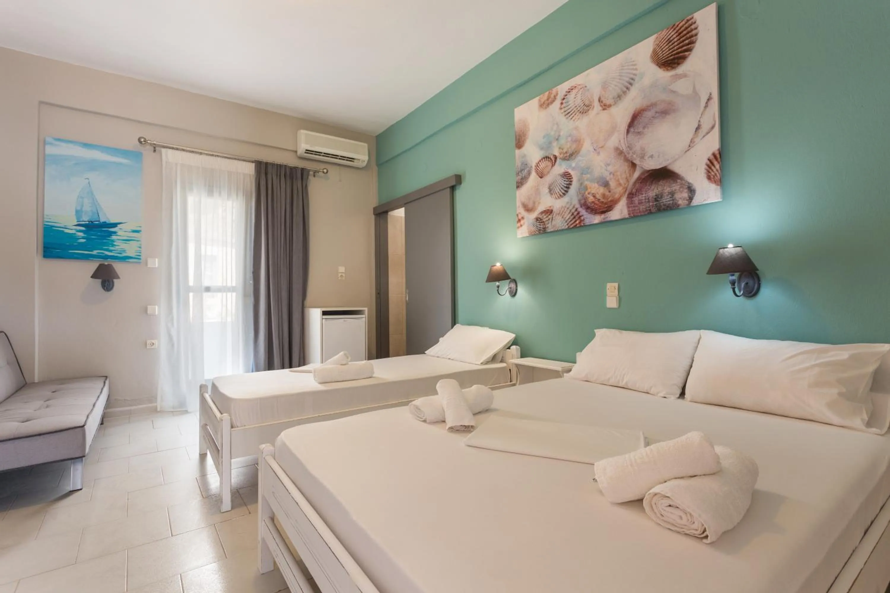 Protopapas Rooms